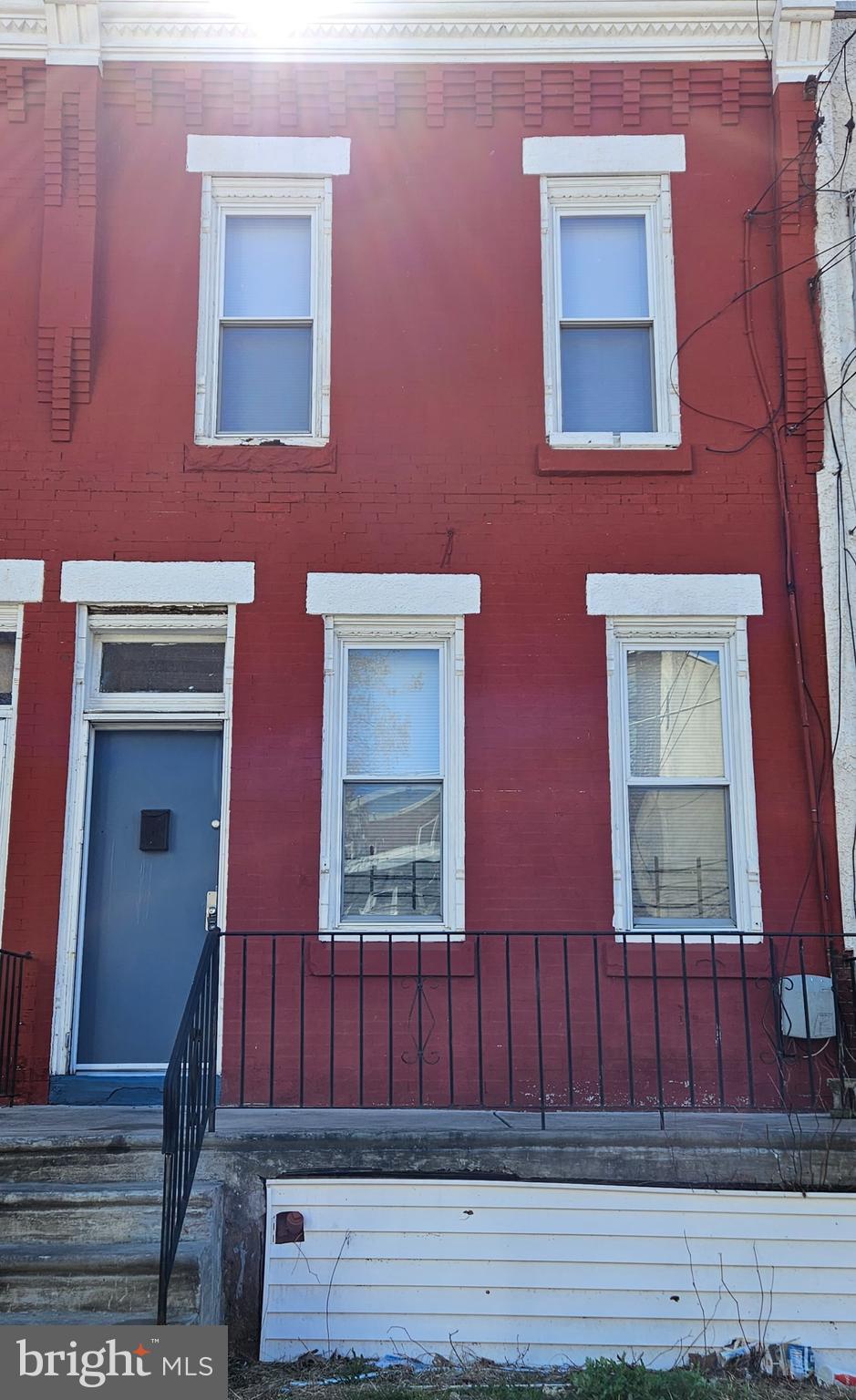 STRAWBERRY MANSION - Residential Lease