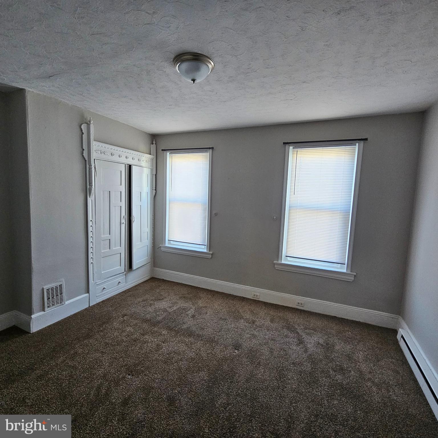 STRAWBERRY MANSION - Residential Lease