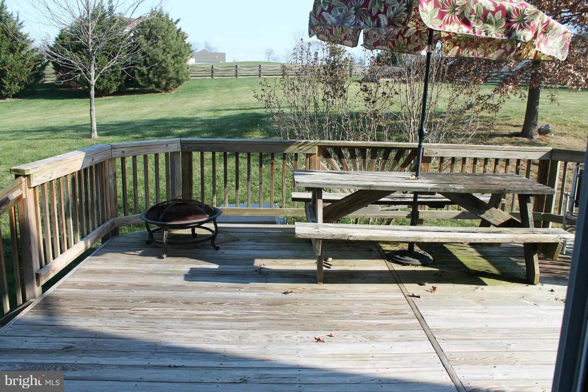 SPRUCE HILL ESTATES - Residential