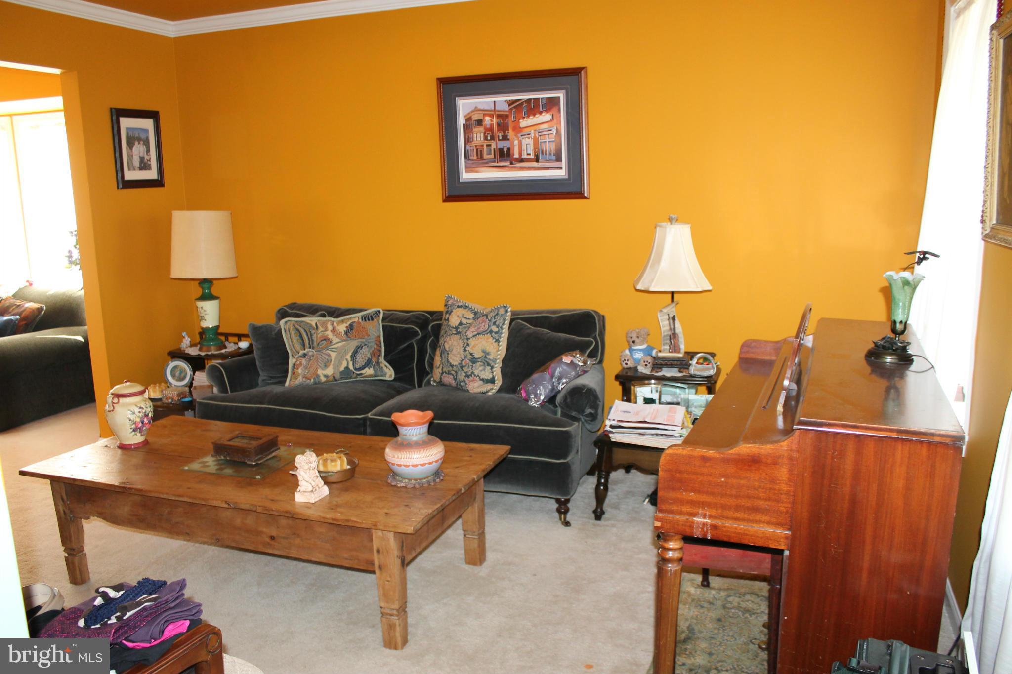 SPRUCE HILL ESTATES - Residential