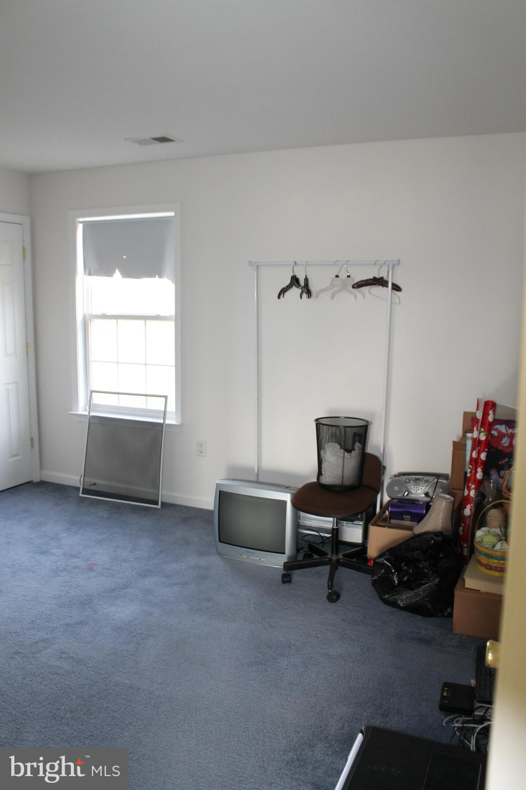 SPRUCE HILL ESTATES - Residential