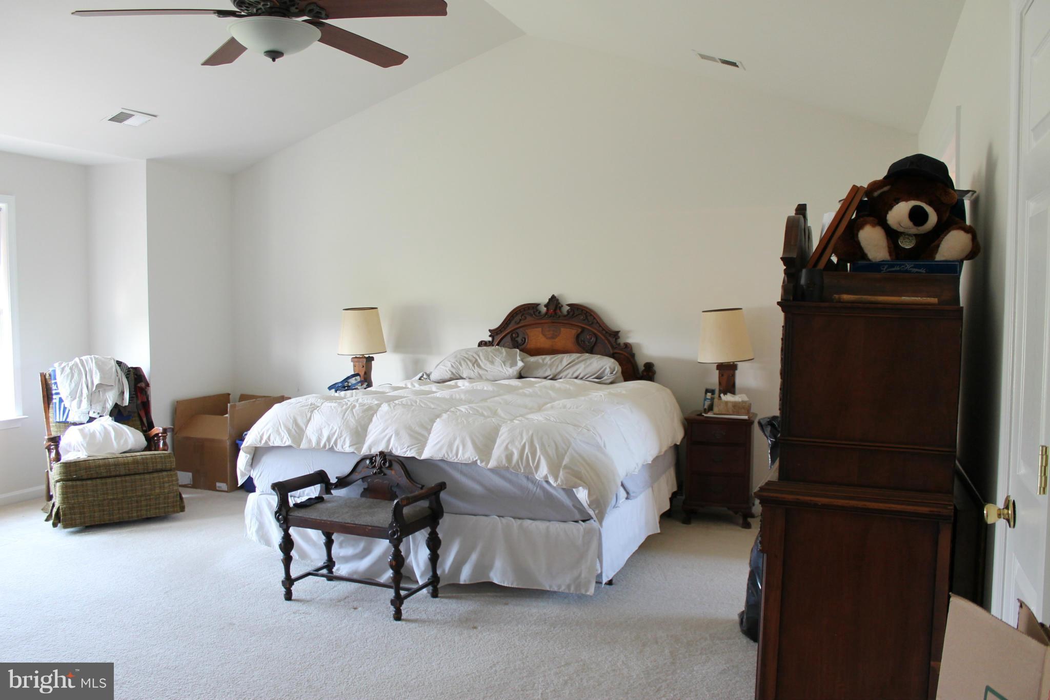 SPRUCE HILL ESTATES - Residential