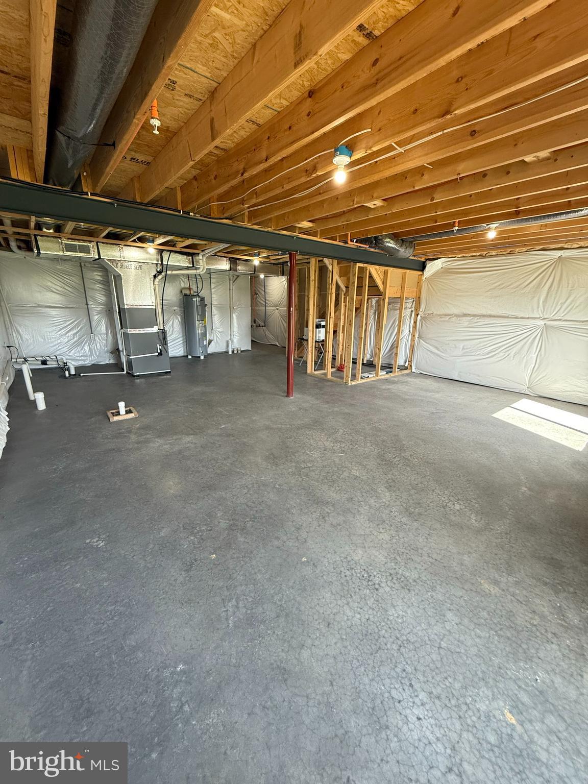 LOGAN GREENE - Residential