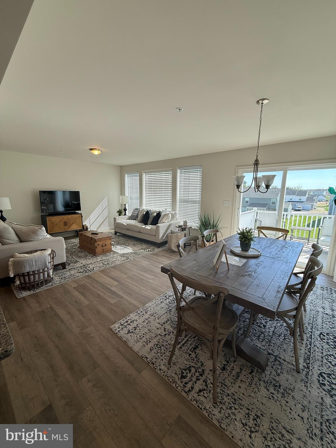 LOGAN GREENE - Residential