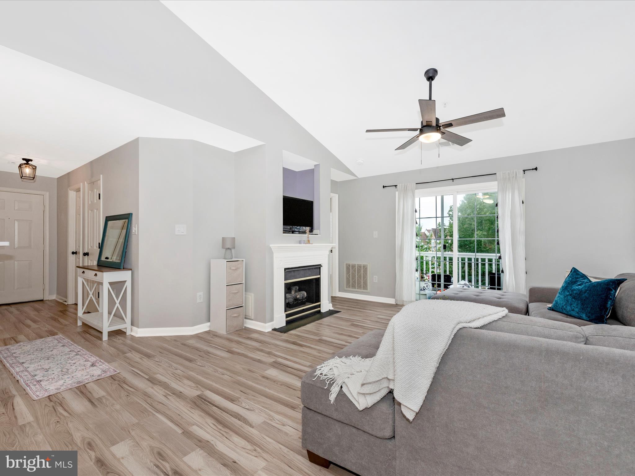 WHITTIER ECHO GLEN - Residential Lease