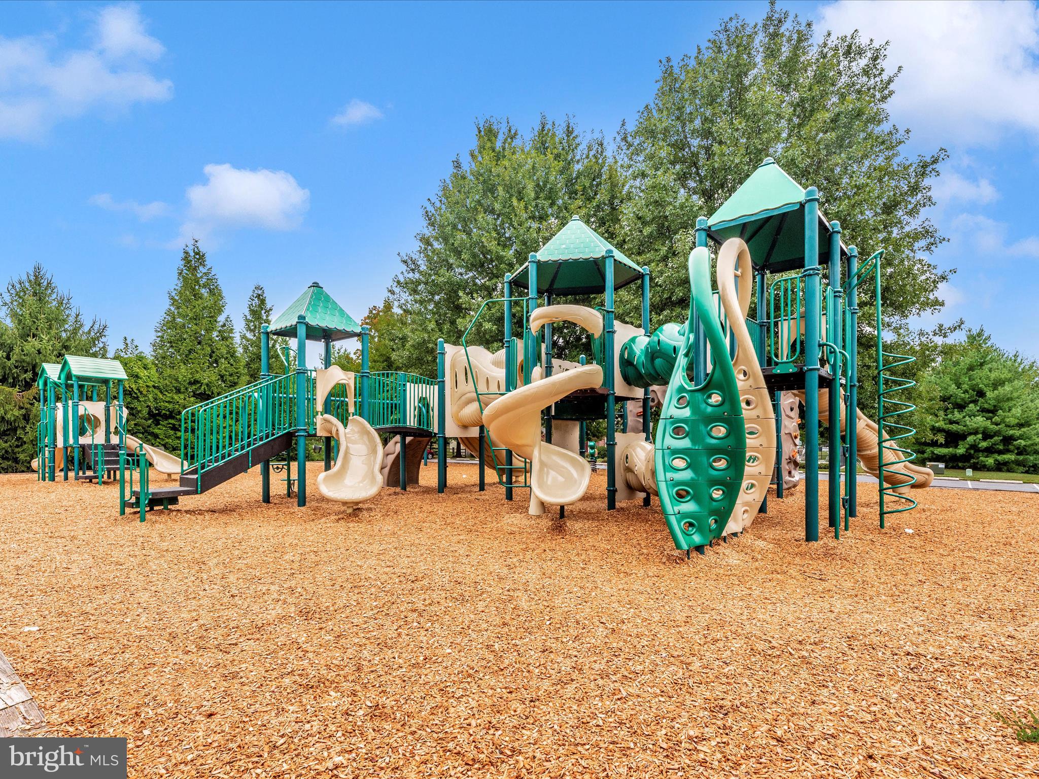 WHITTIER ECHO GLEN - Residential Lease