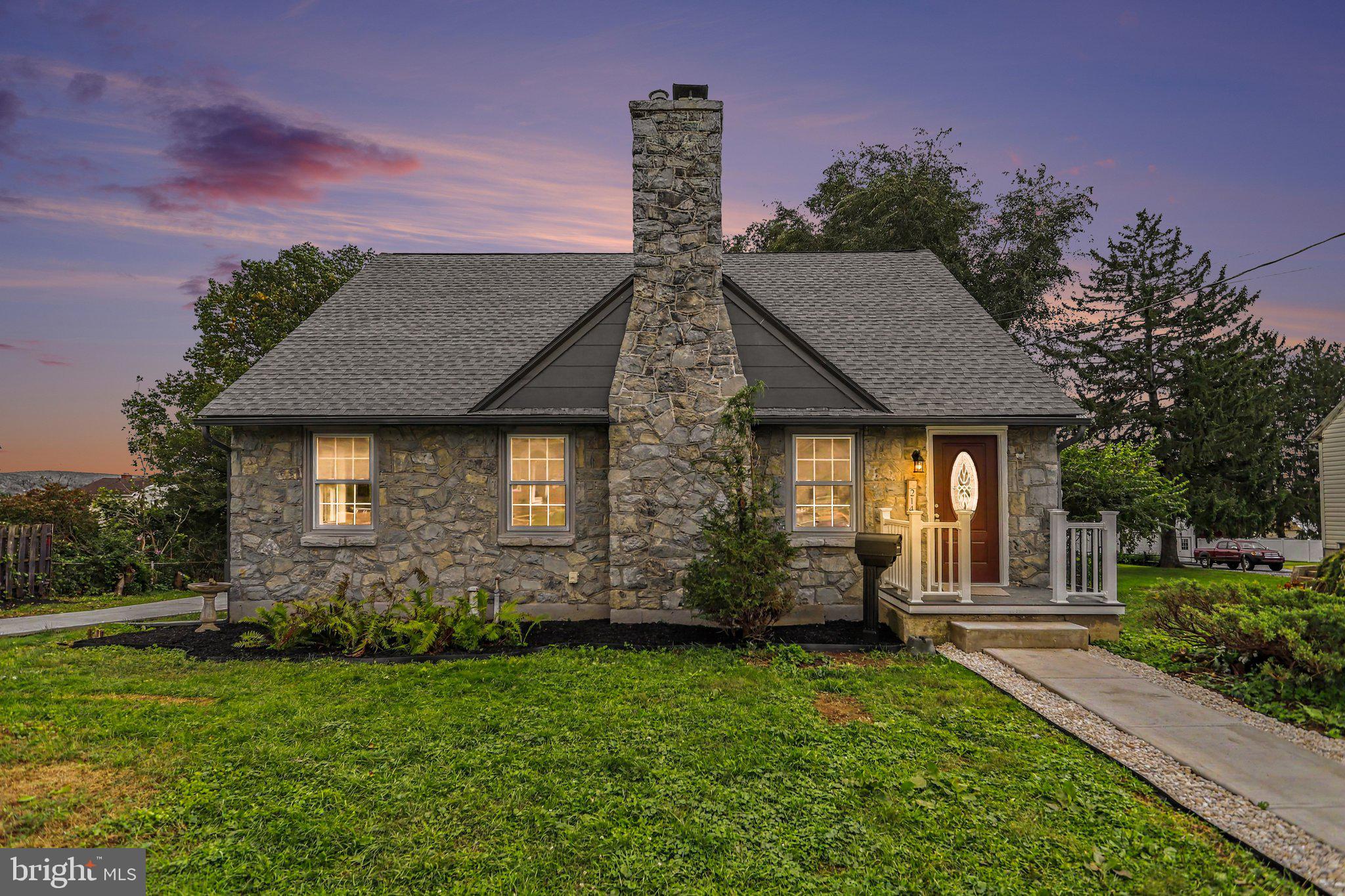 214 HILLCREST ROAD