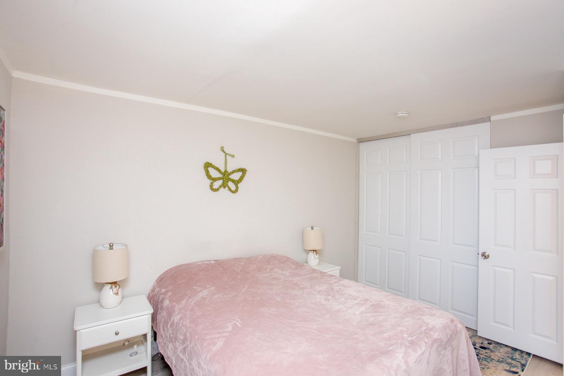 LEXINGTON PARK - Residential Income