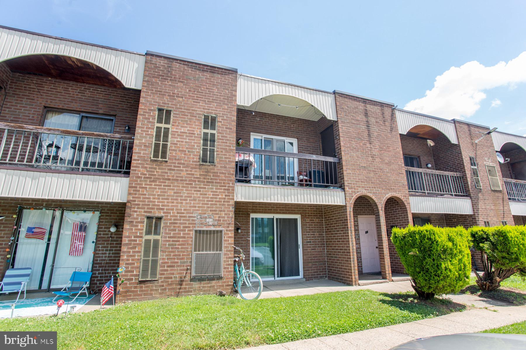 LEXINGTON PARK - Residential Income