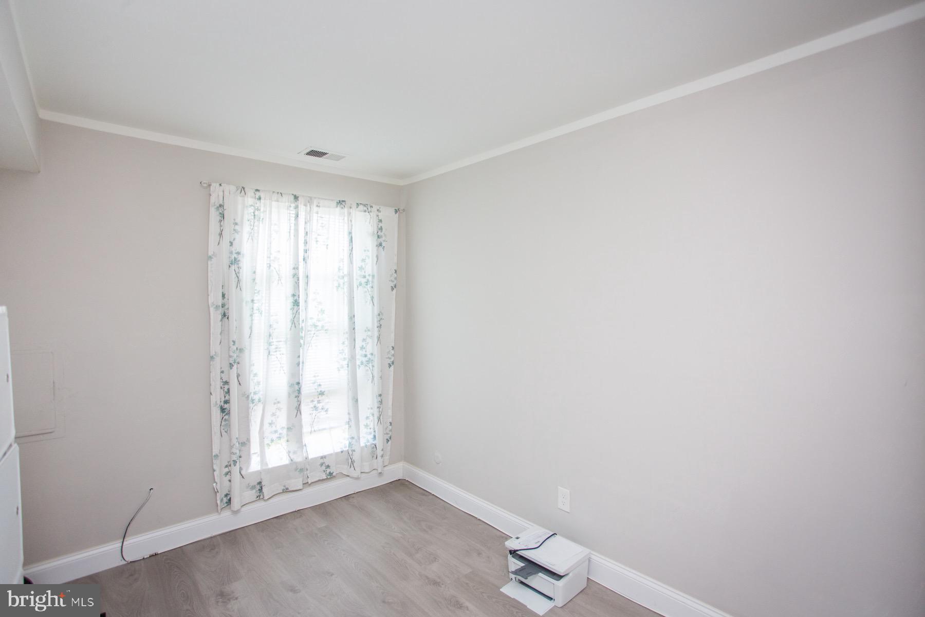 LEXINGTON PARK - Residential Income