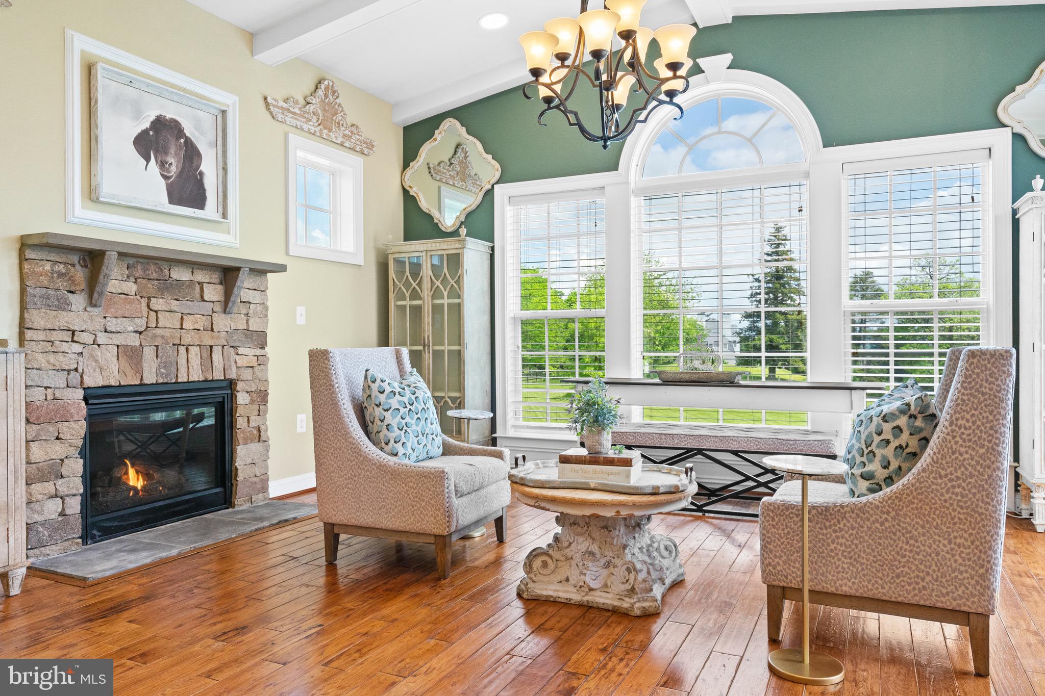 HIGHLANDS - Residential