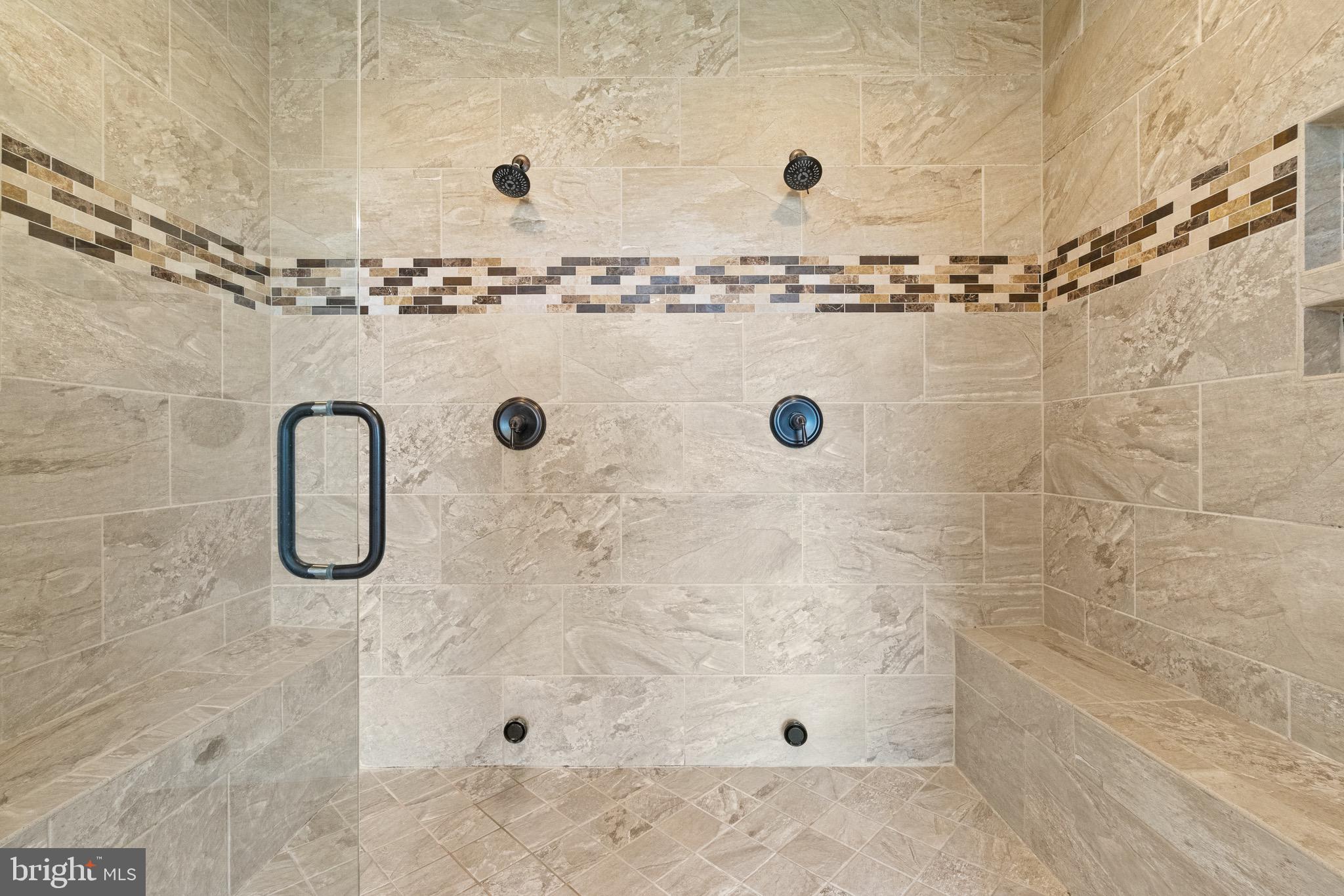 HIGHLANDS - Residential