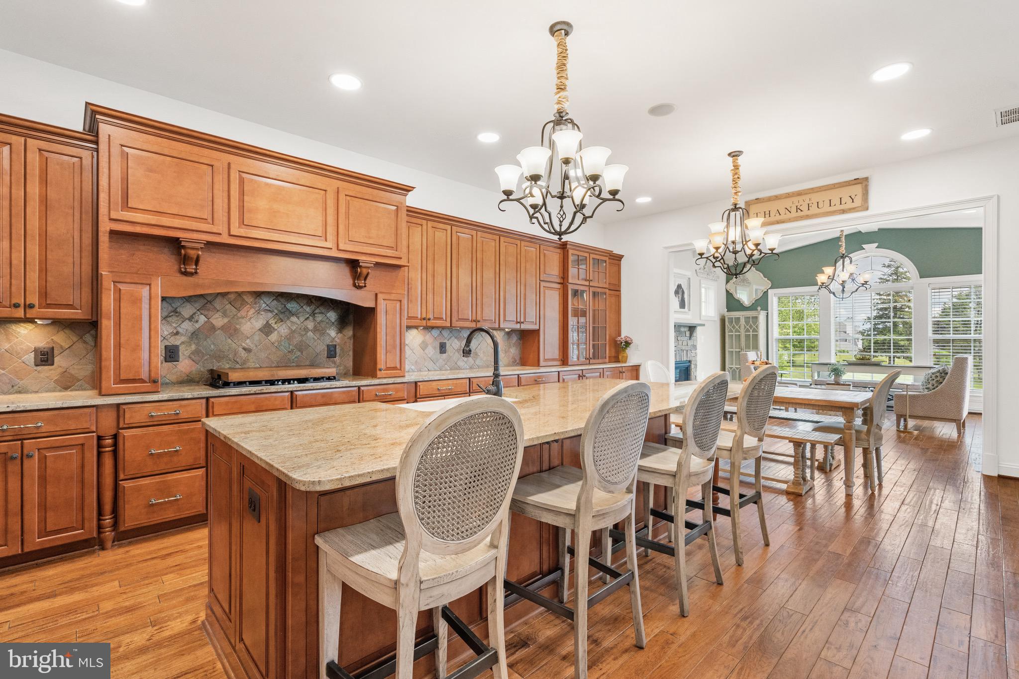 HIGHLANDS - Residential