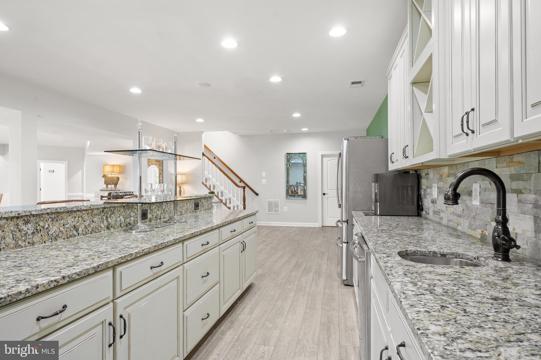 HIGHLANDS - Residential