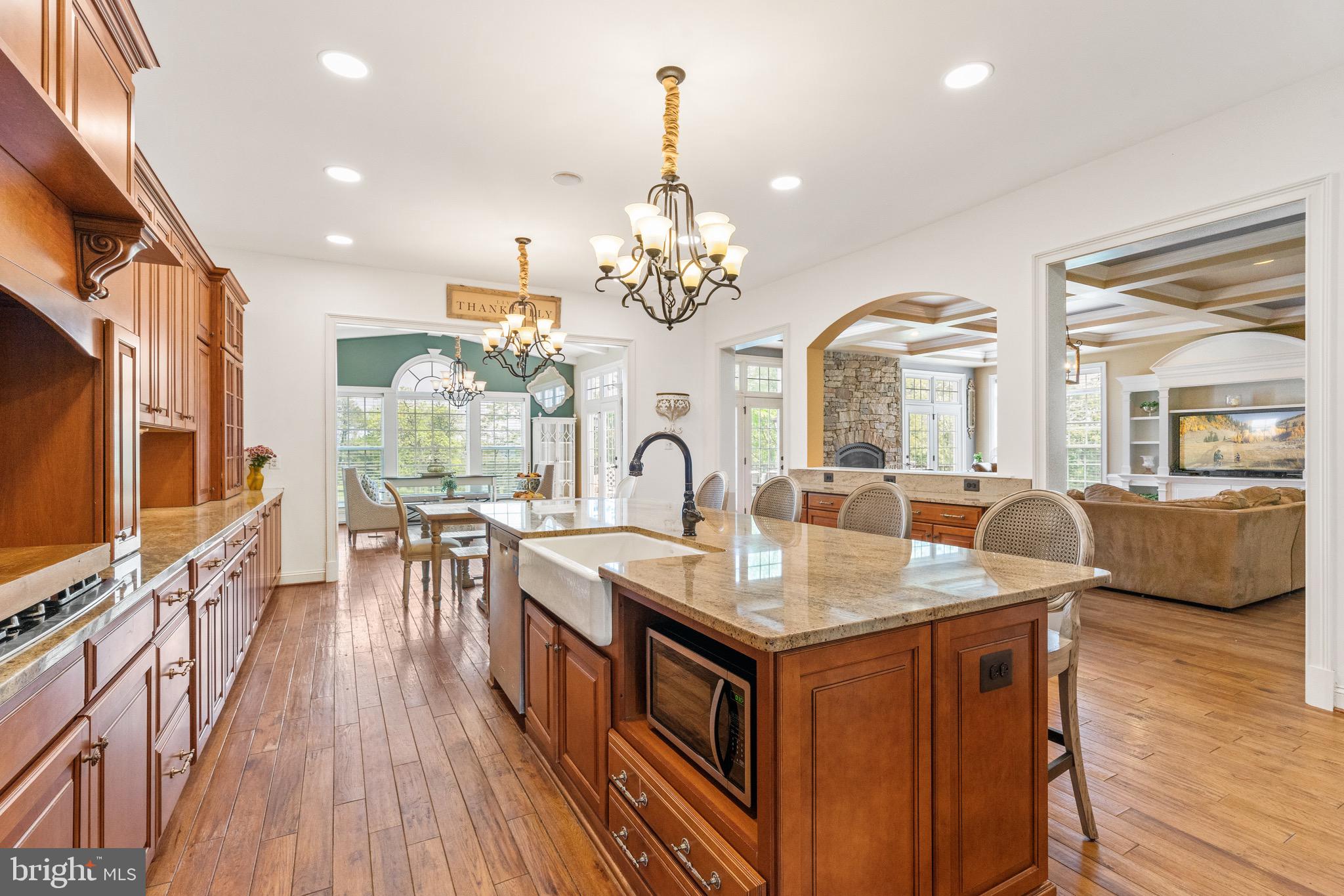 HIGHLANDS - Residential