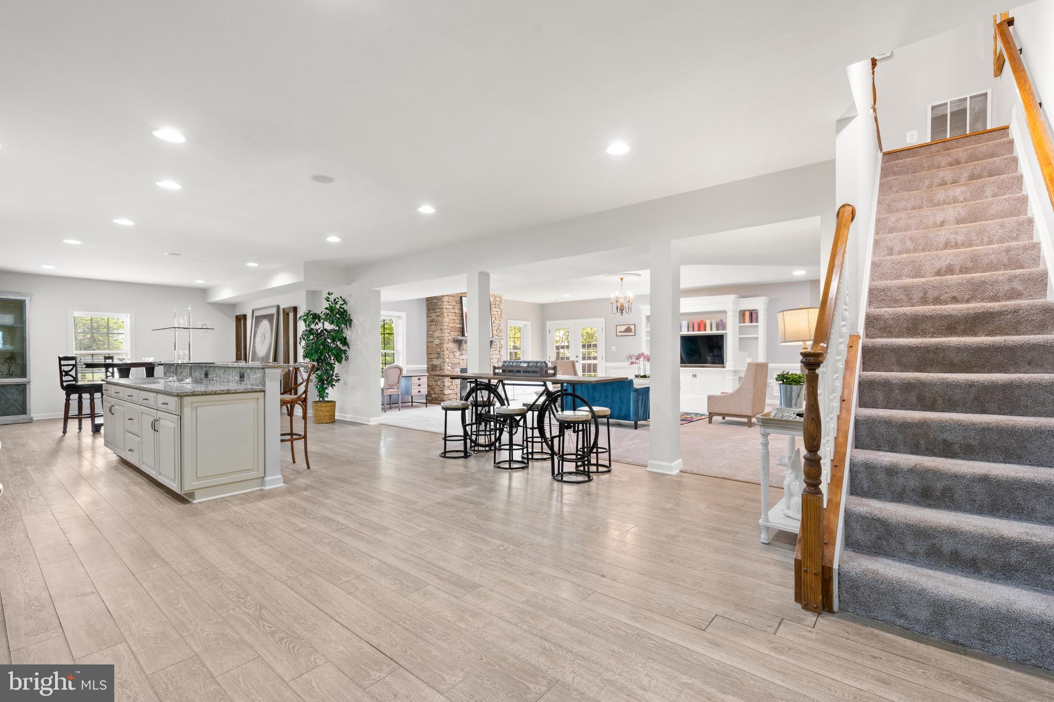 HIGHLANDS - Residential