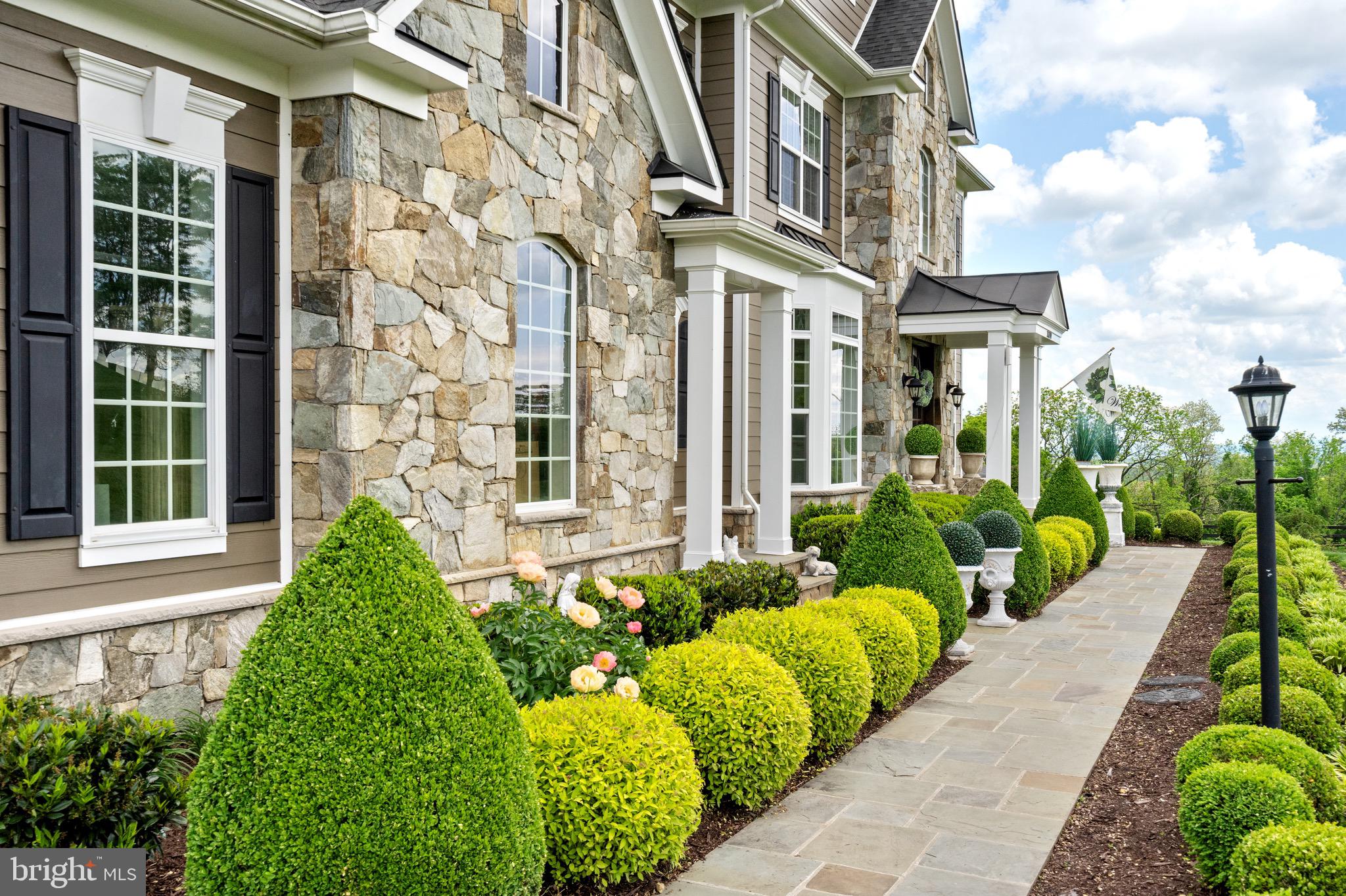 HIGHLANDS - Residential