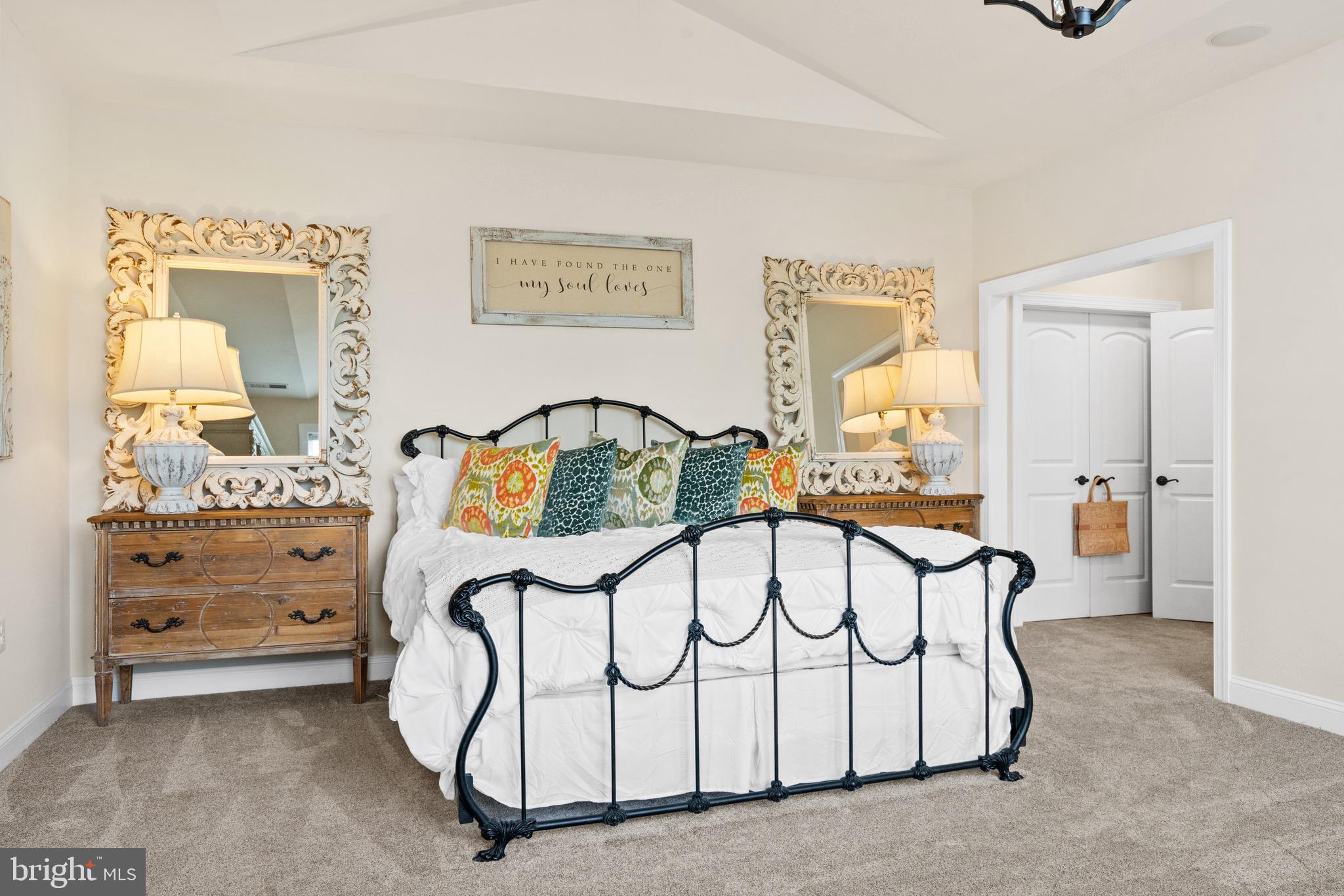 HIGHLANDS - Residential