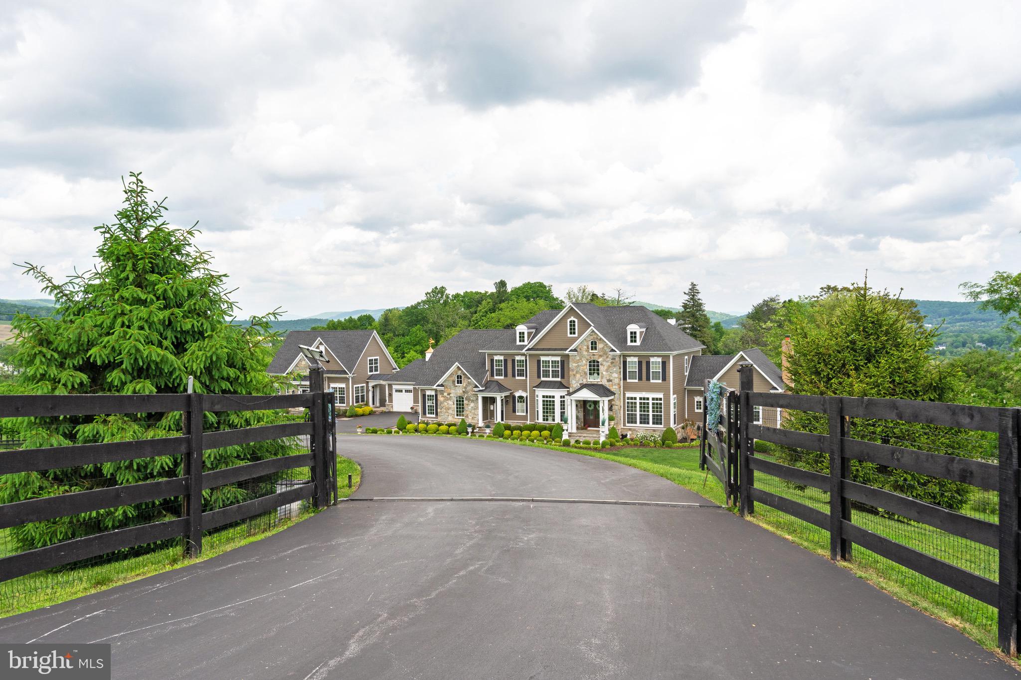 HIGHLANDS - Residential