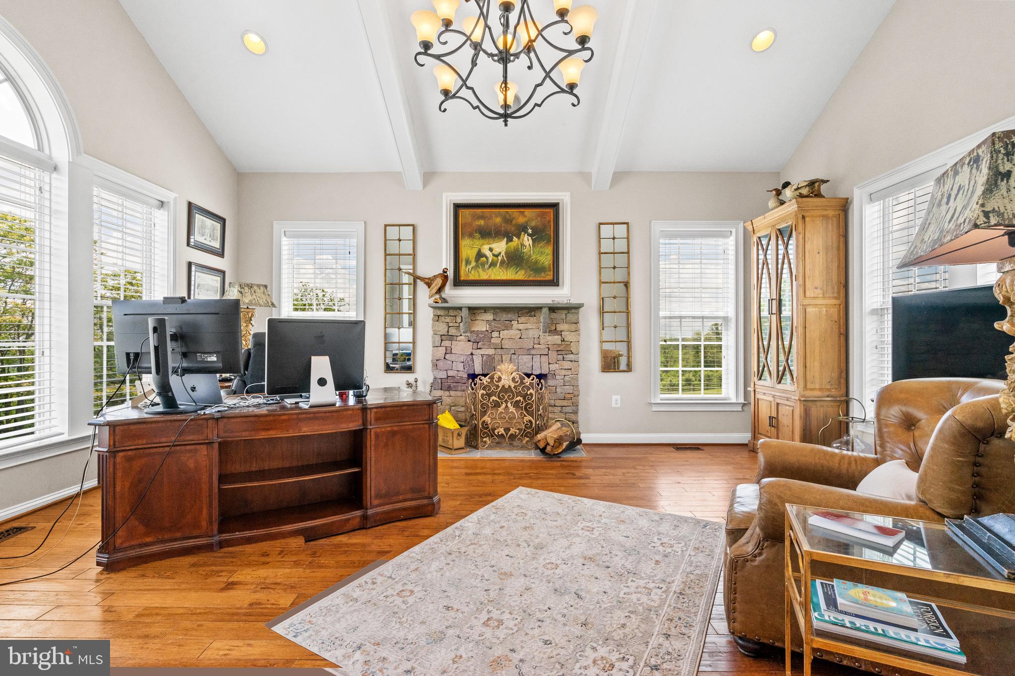 HIGHLANDS - Residential