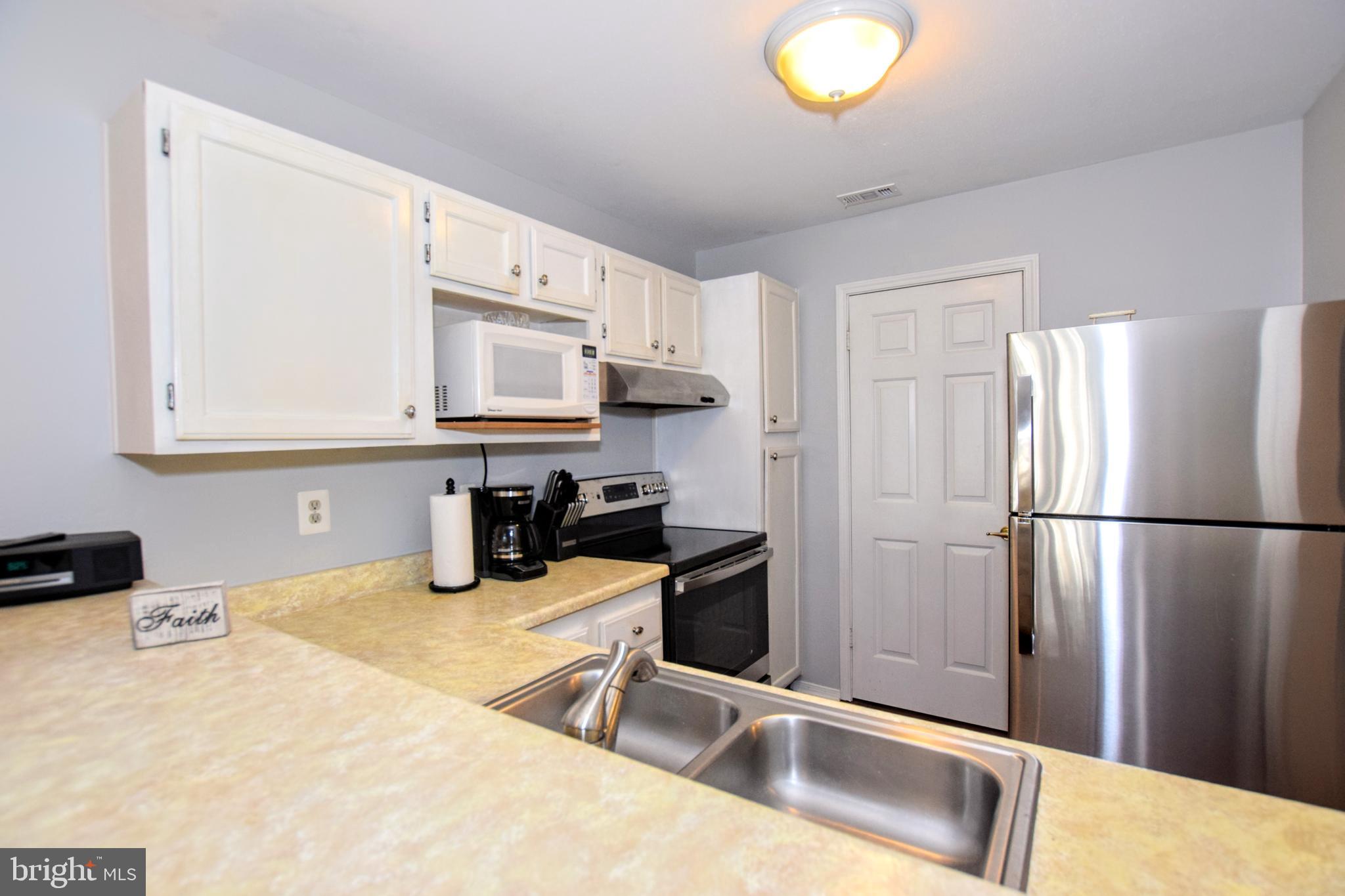 ENGLISH COUNTRY MANOR - Residential