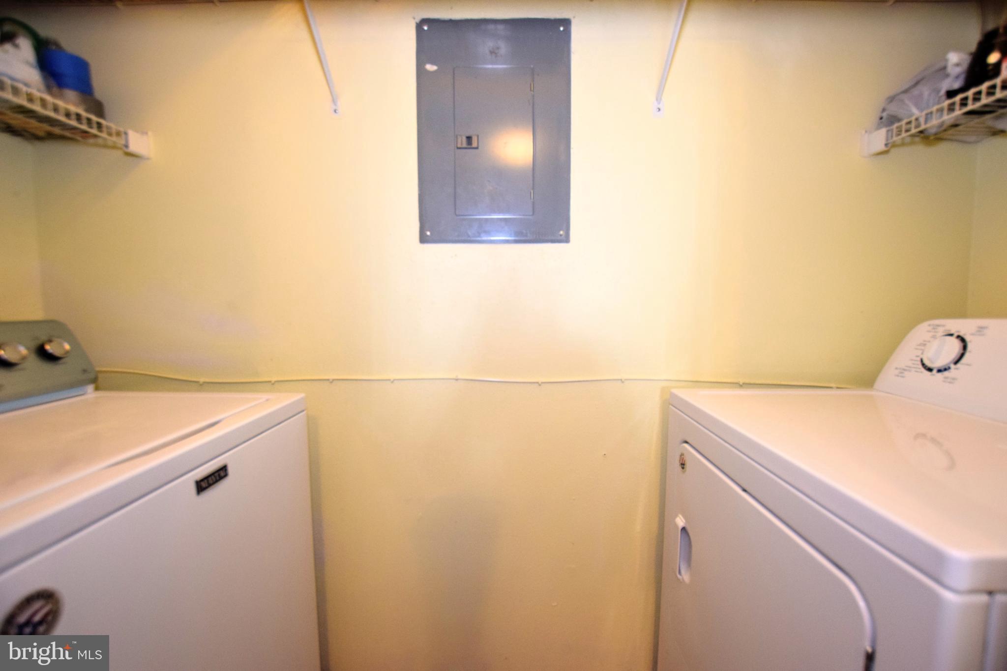 ENGLISH COUNTRY MANOR - Residential