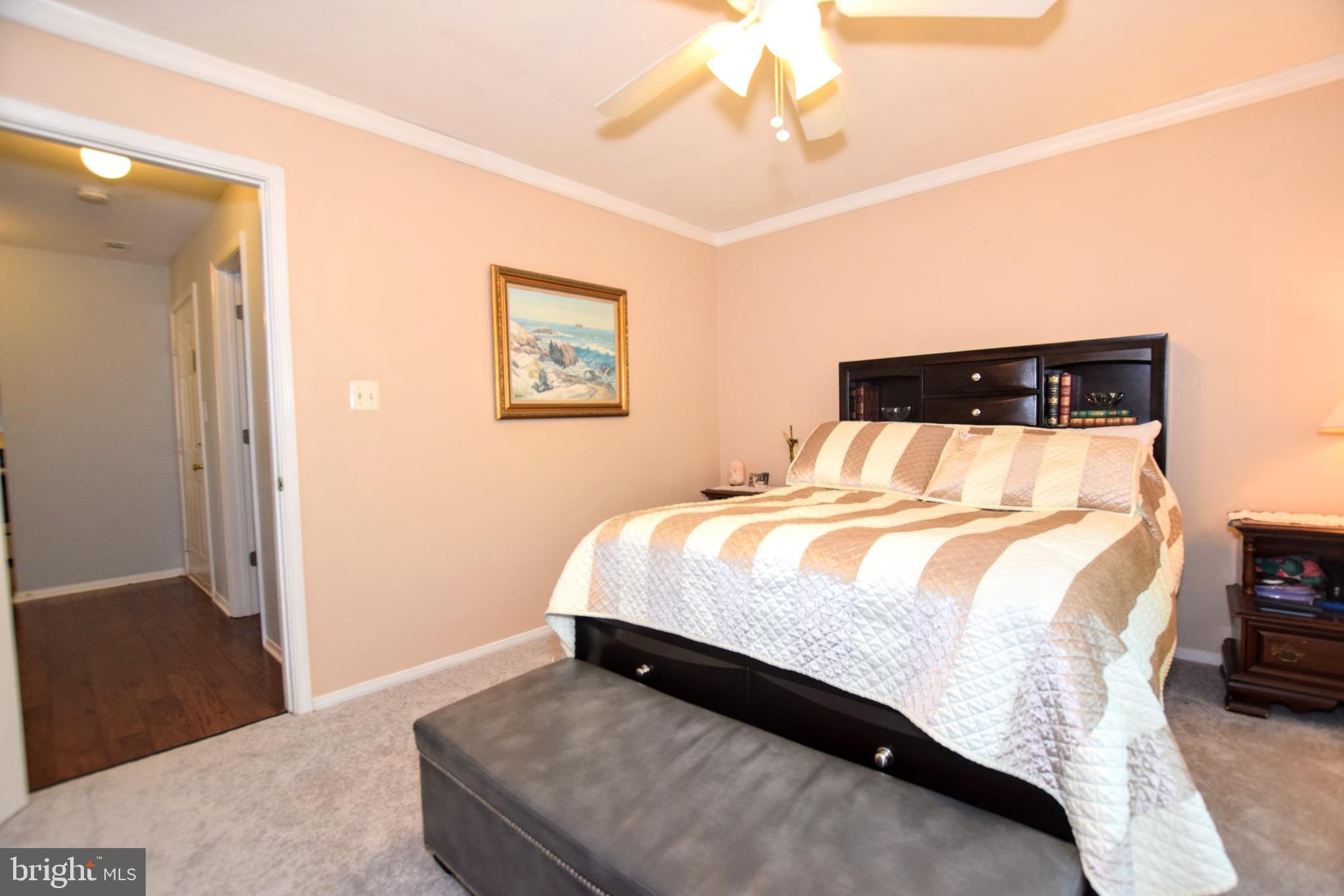 ENGLISH COUNTRY MANOR - Residential