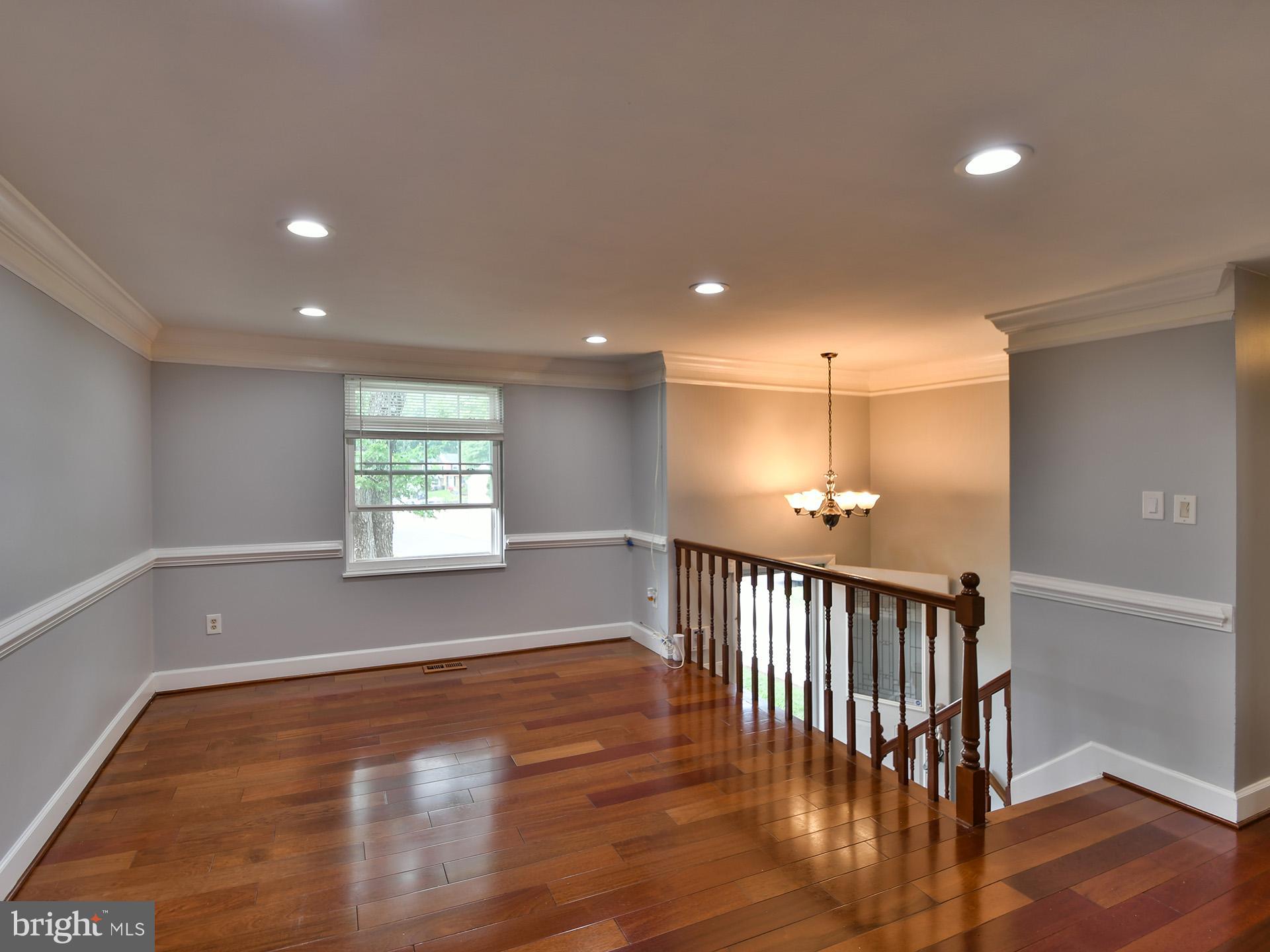 FOX CHAPEL - Residential