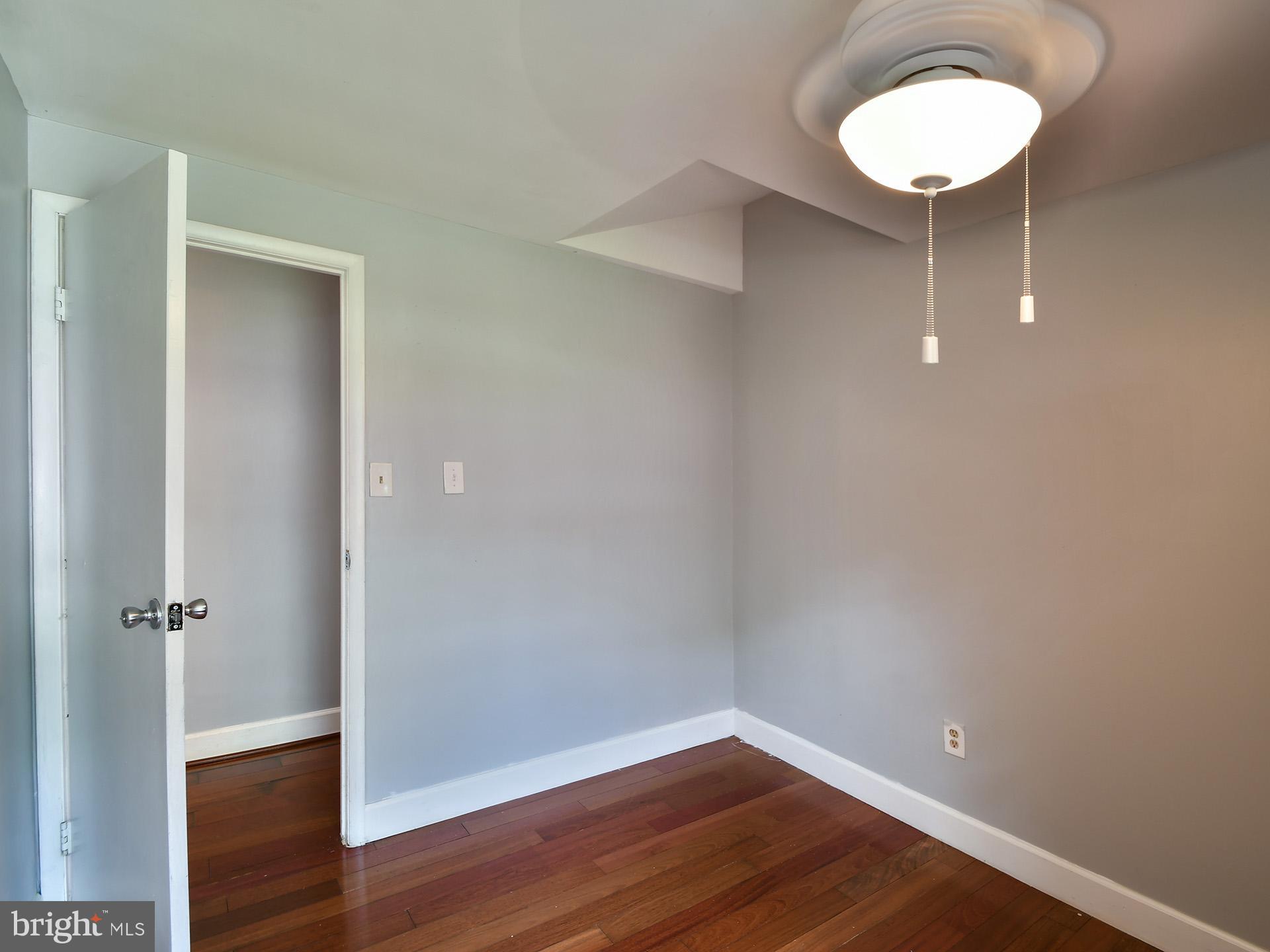 FOX CHAPEL - Residential