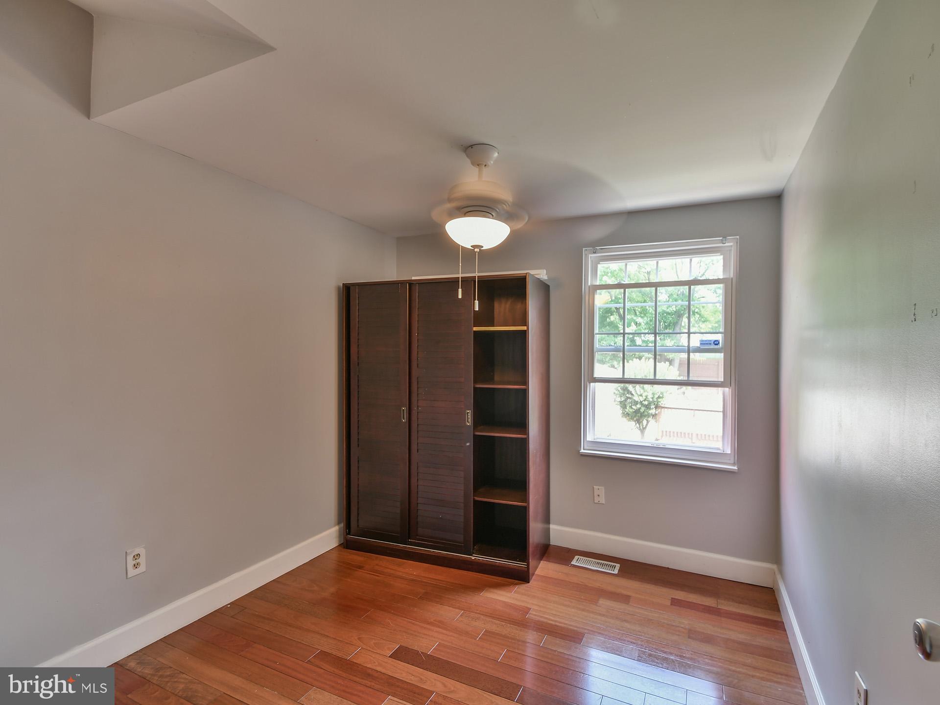 FOX CHAPEL - Residential