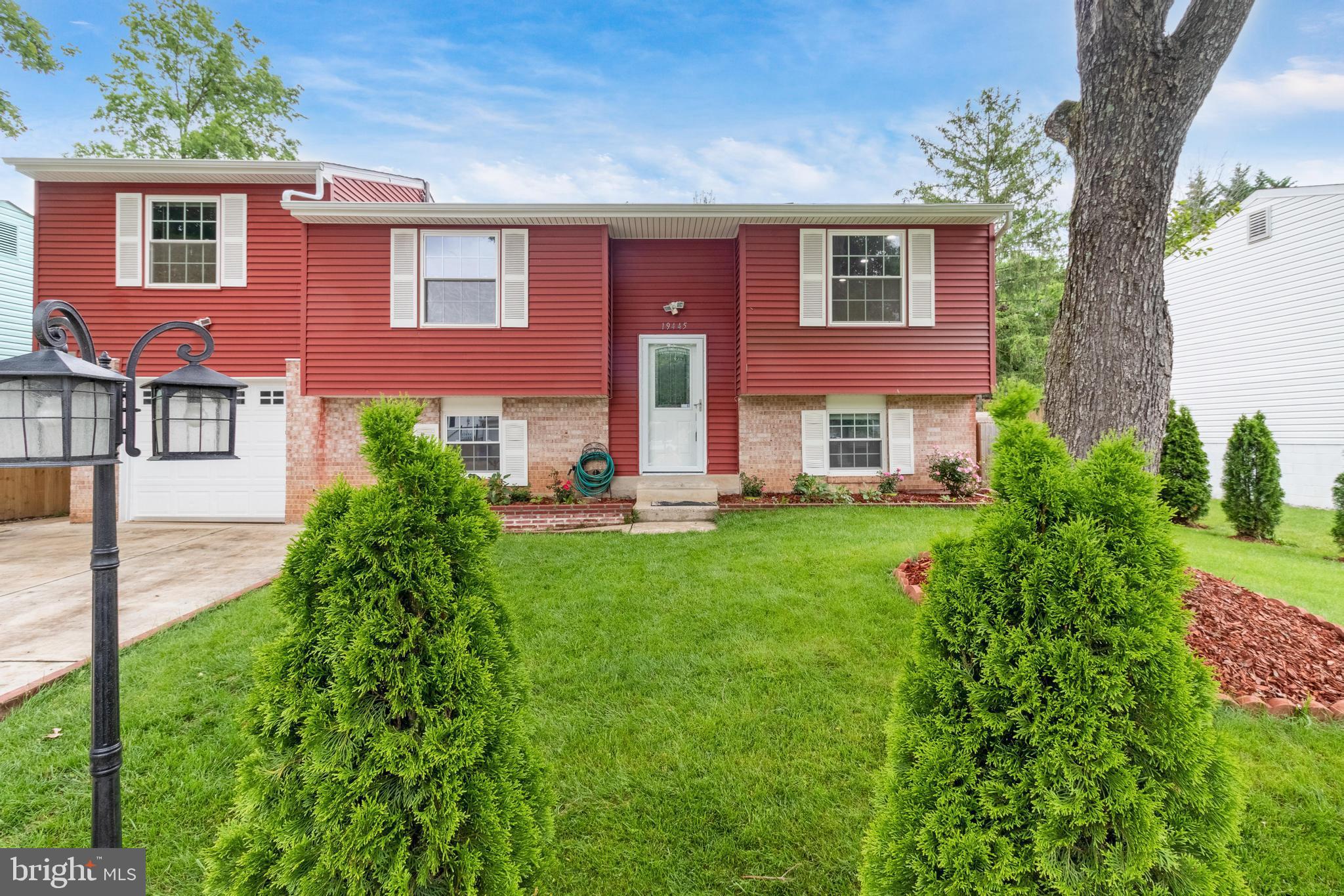 19445 SAINT JOHNSBURY LANE