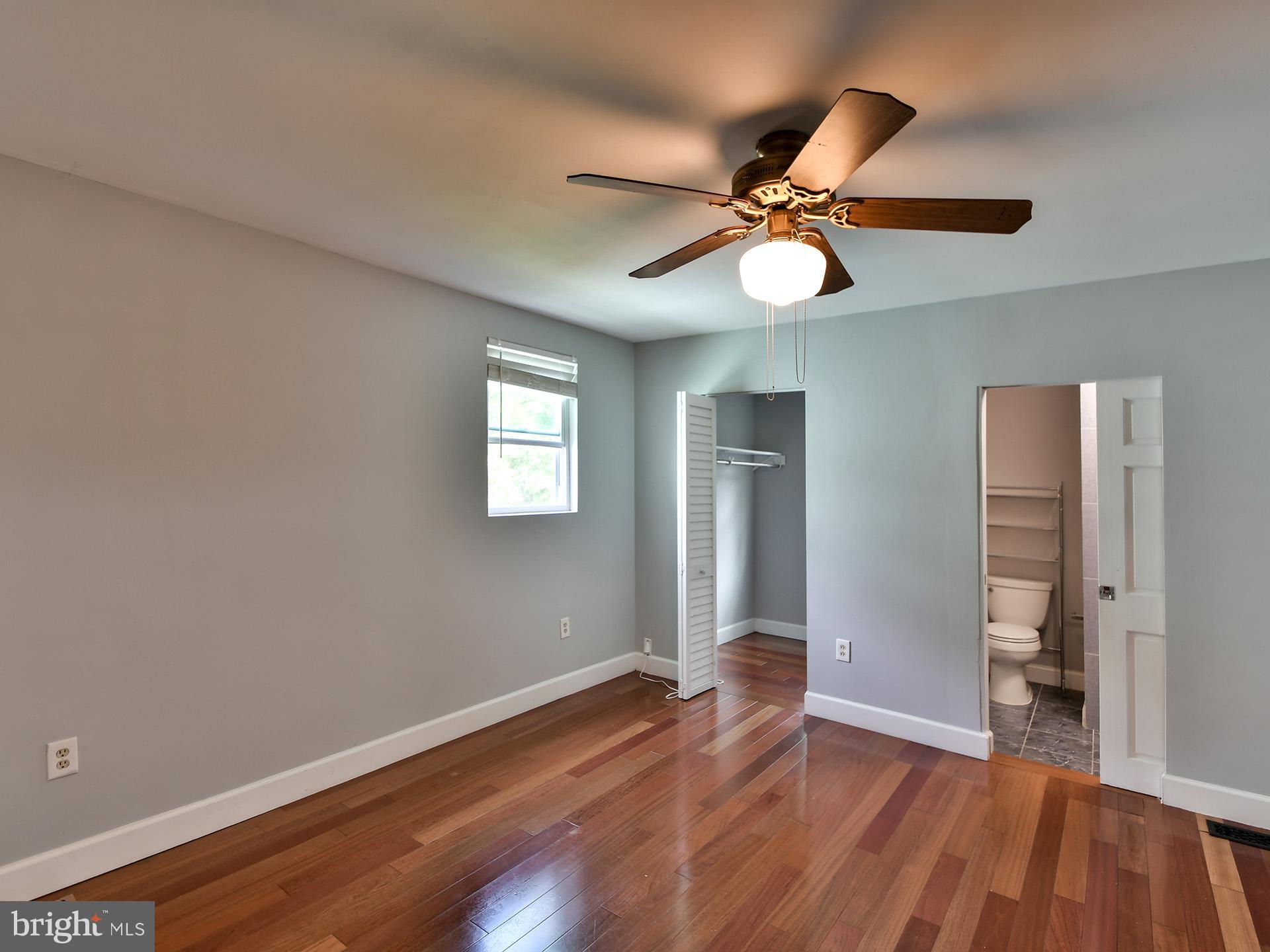 FOX CHAPEL - Residential