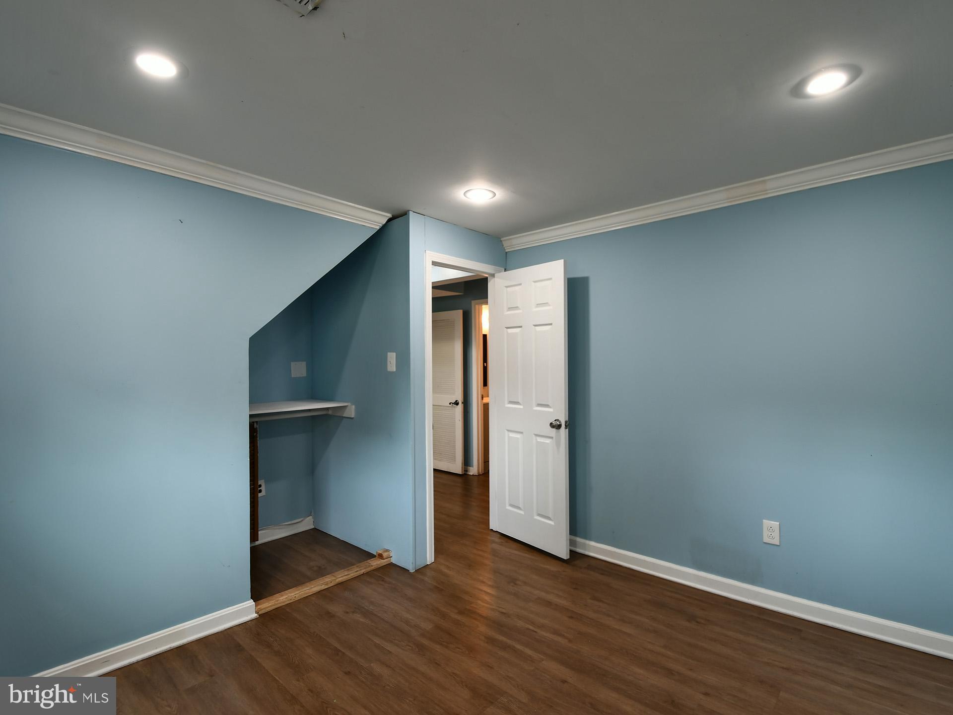 FOX CHAPEL - Residential