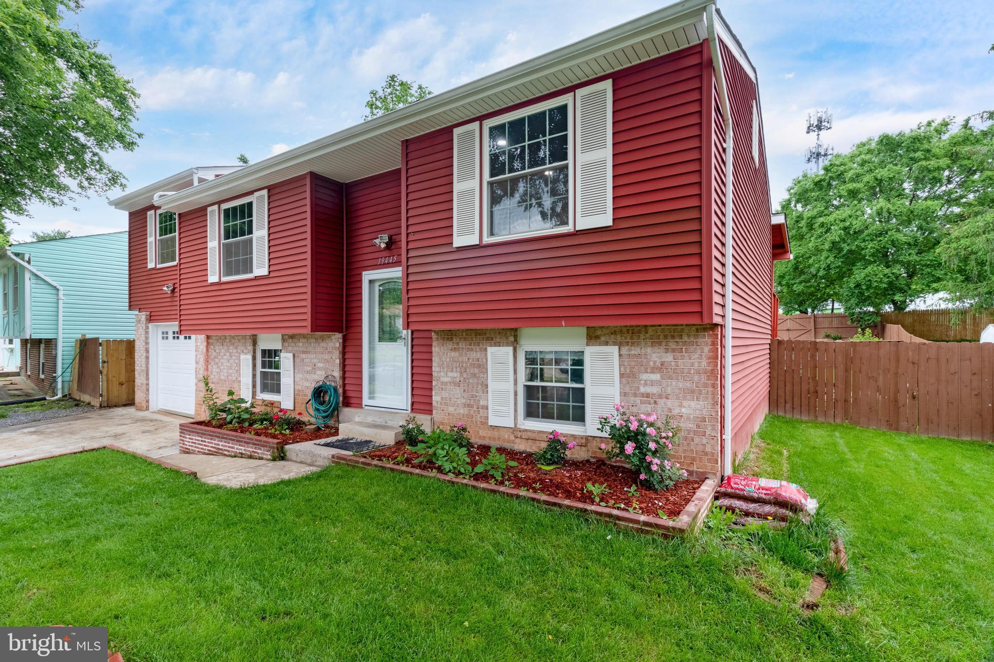 19445 SAINT JOHNSBURY LANE