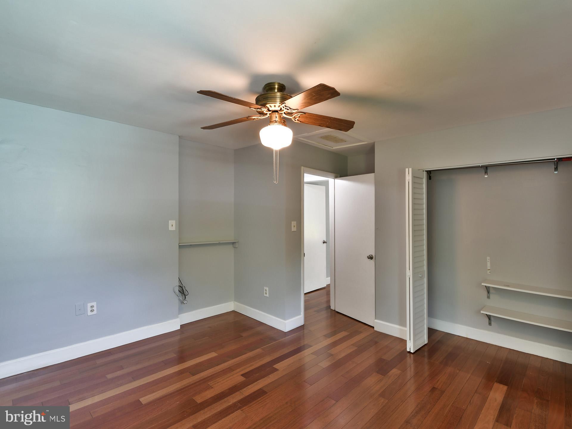 FOX CHAPEL - Residential