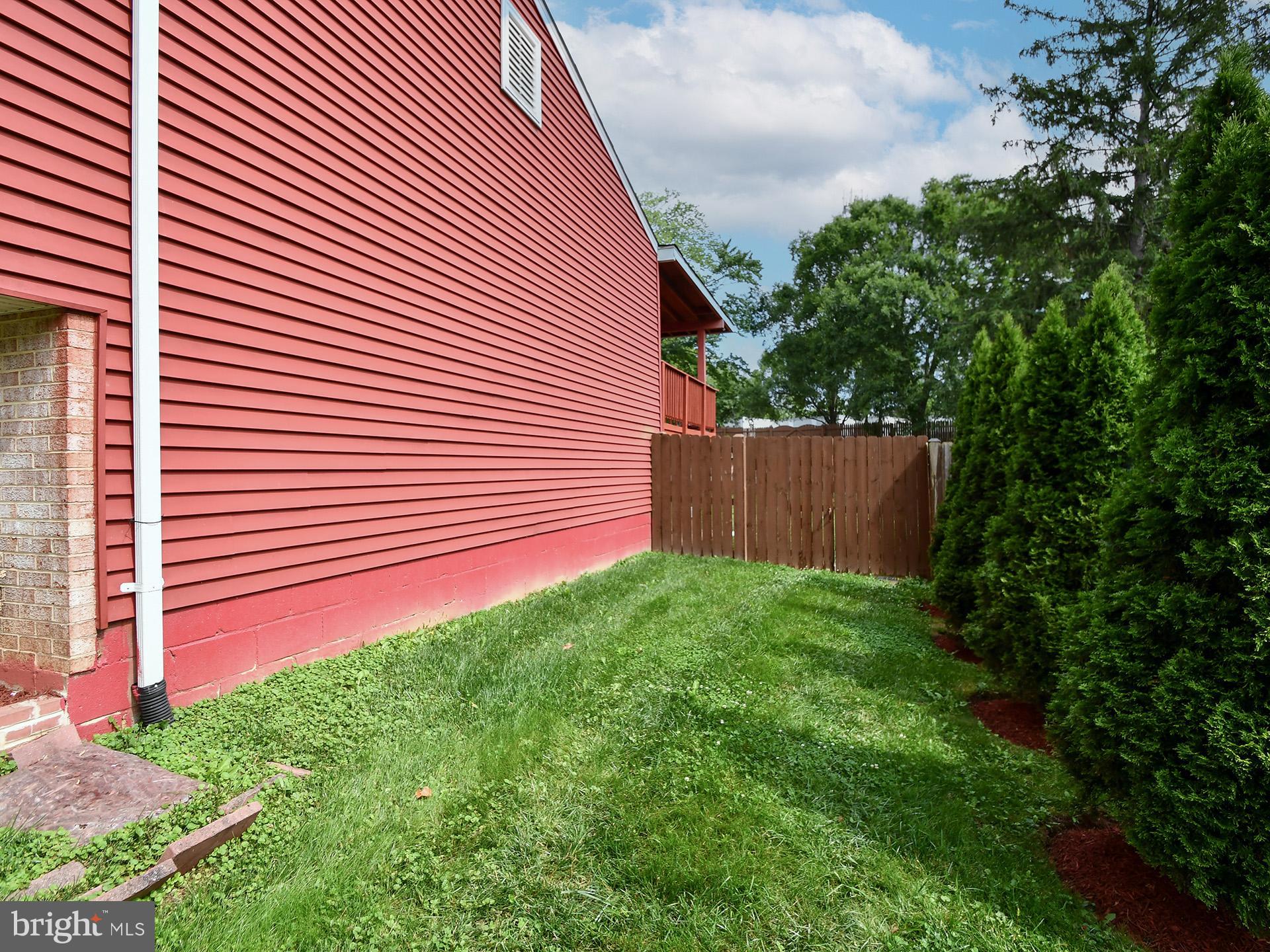 FOX CHAPEL - Residential