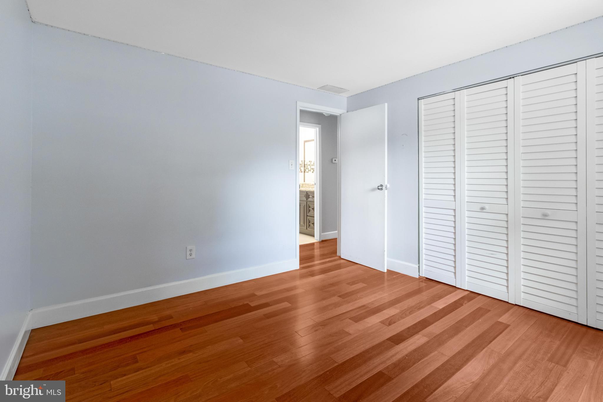 FOX CHAPEL - Residential