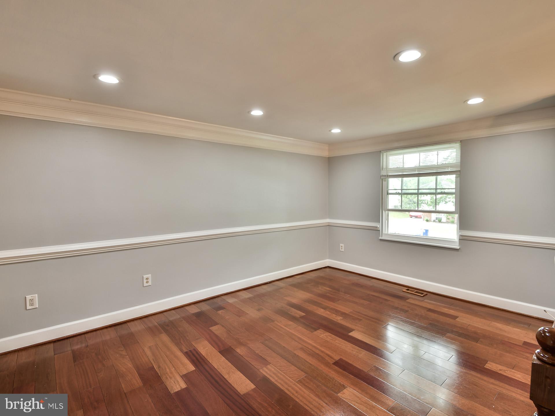 FOX CHAPEL - Residential