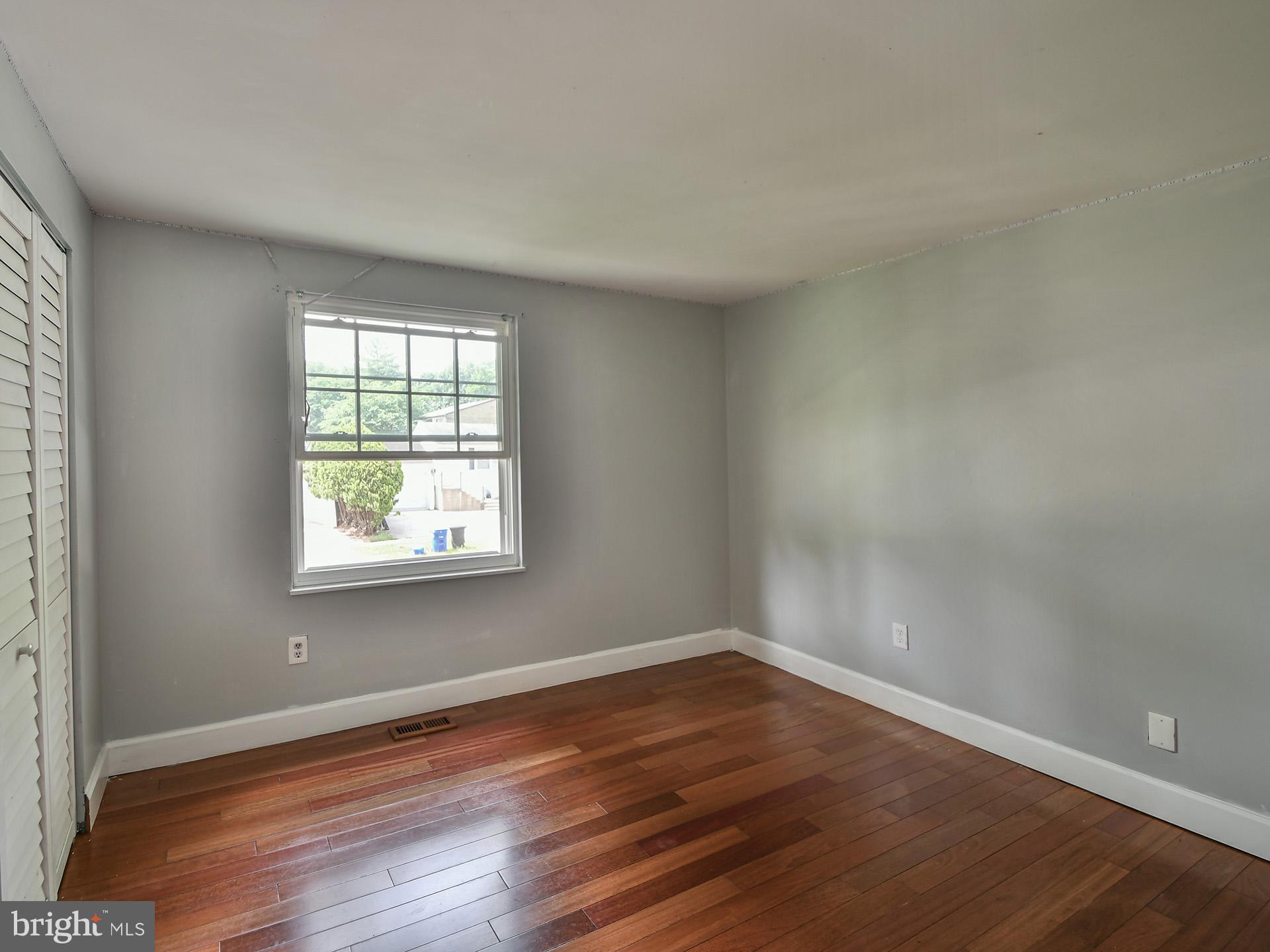 FOX CHAPEL - Residential