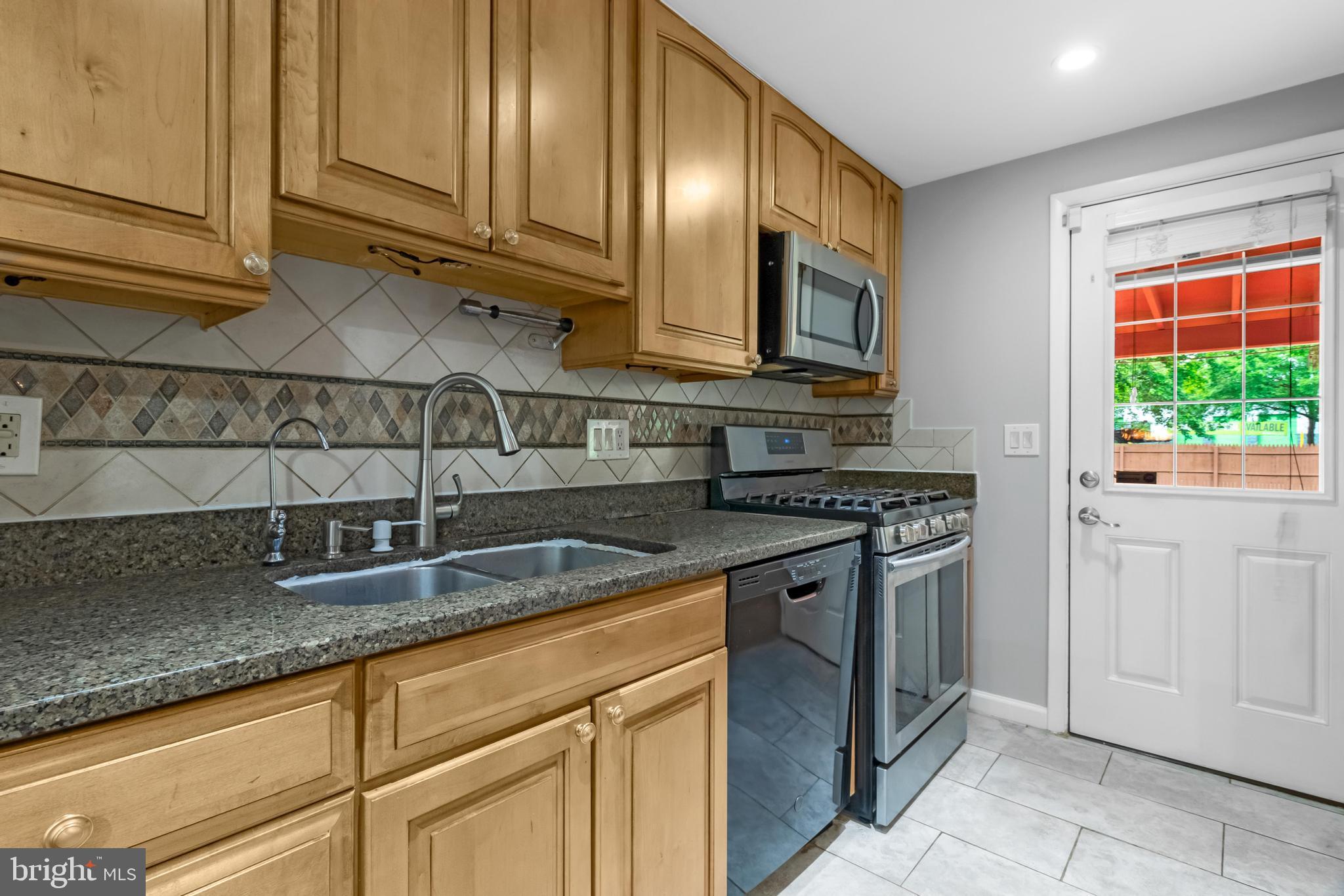 FOX CHAPEL - Residential