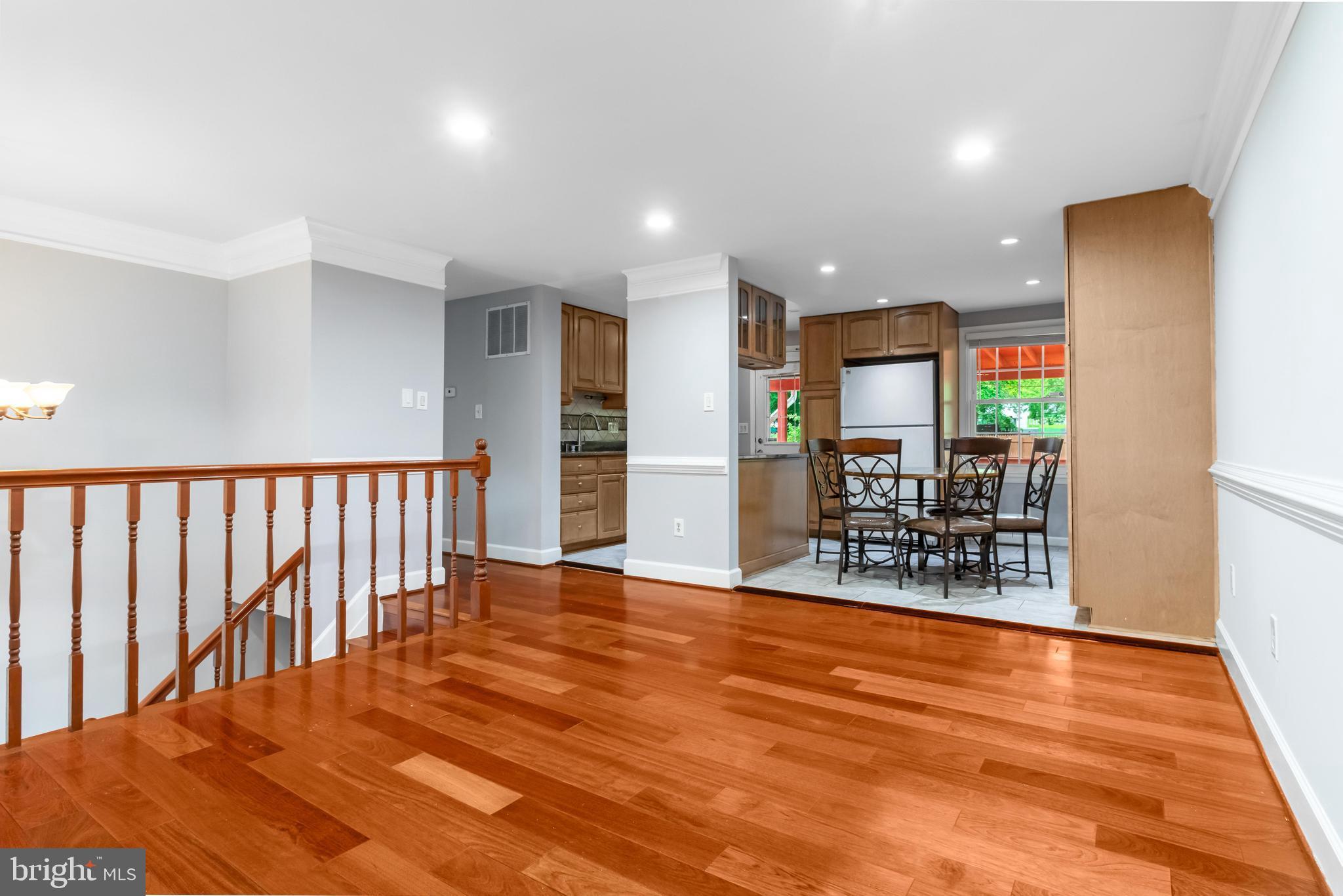 FOX CHAPEL - Residential