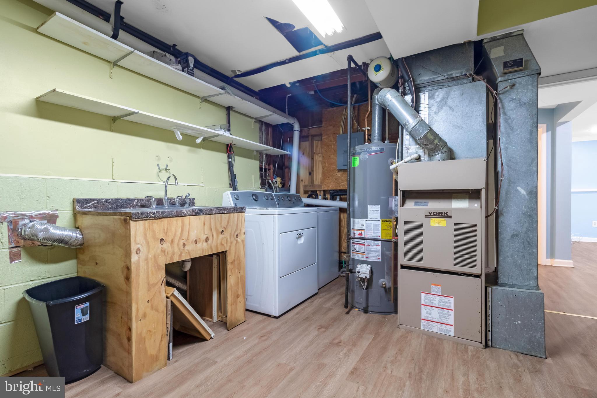 FOX CHAPEL - Residential