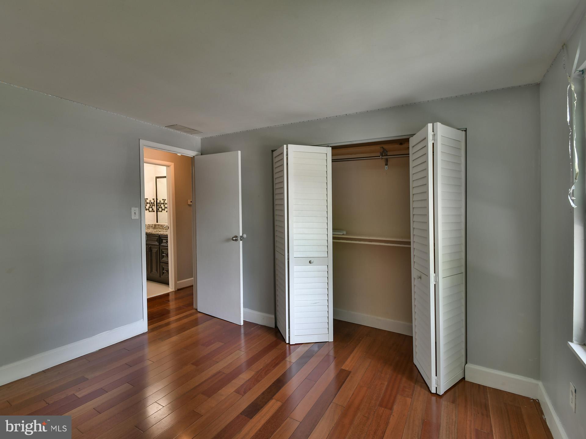 FOX CHAPEL - Residential