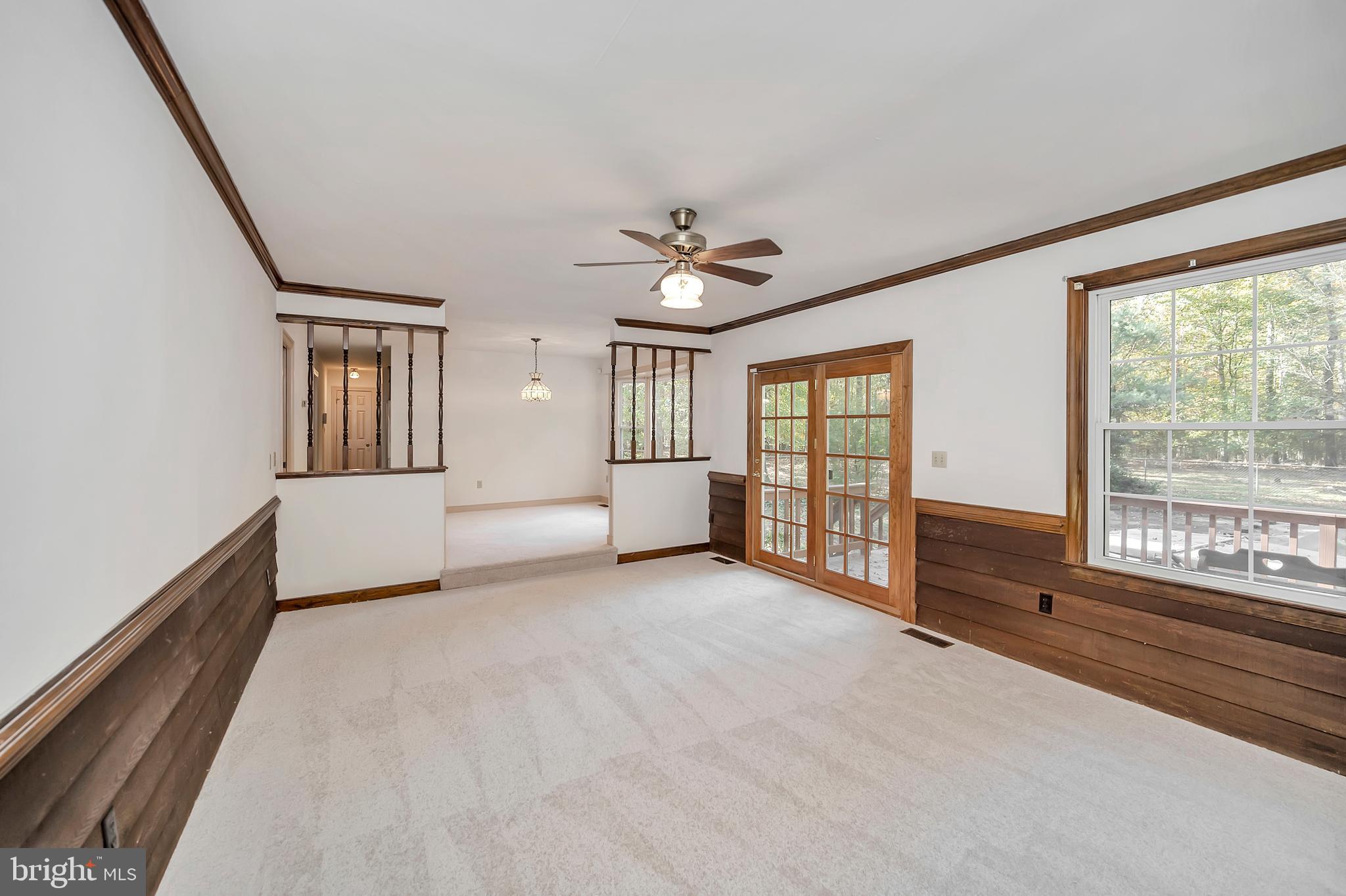 RIVER BLUFFS - Residential