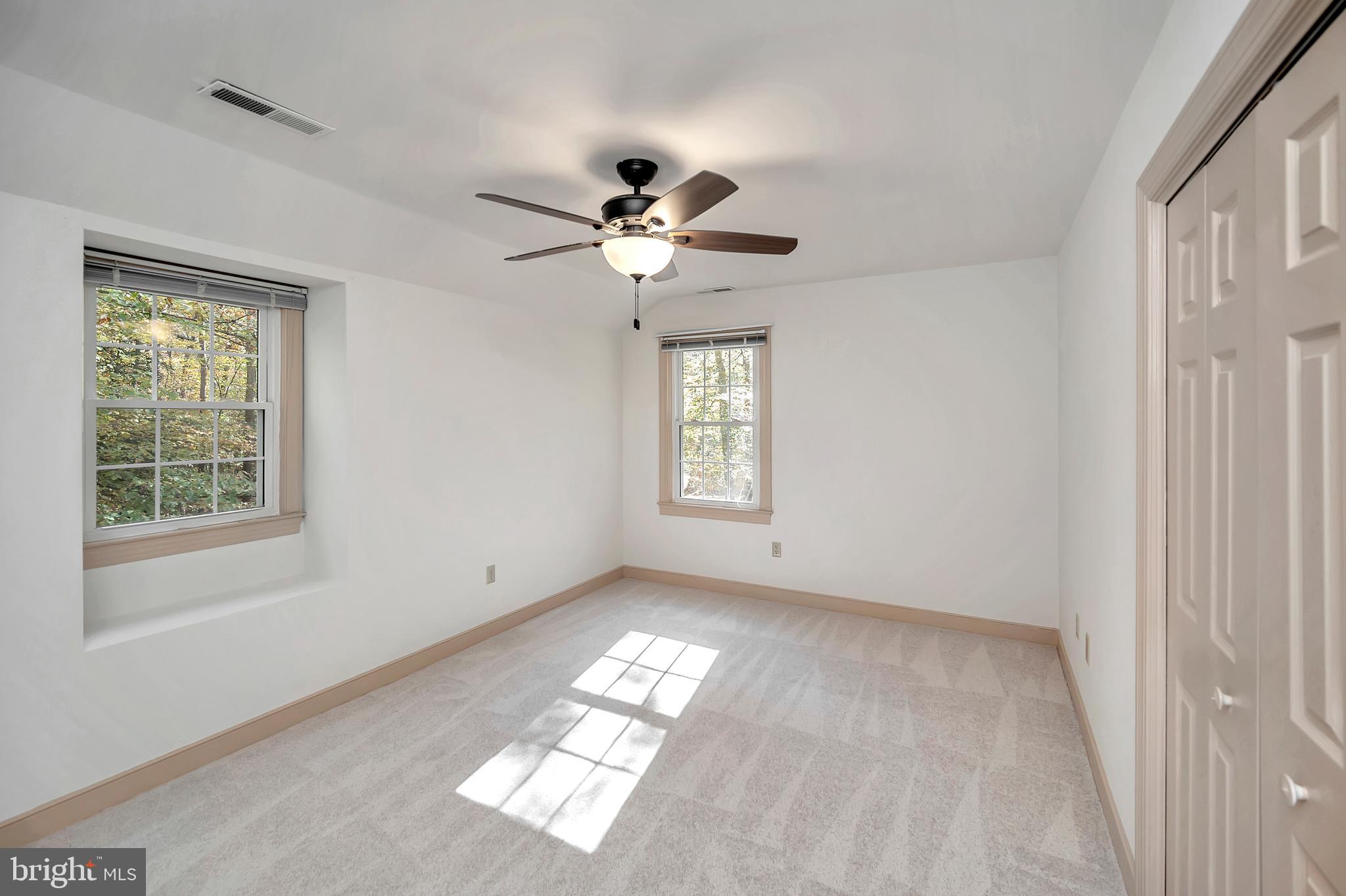 RIVER BLUFFS - Residential