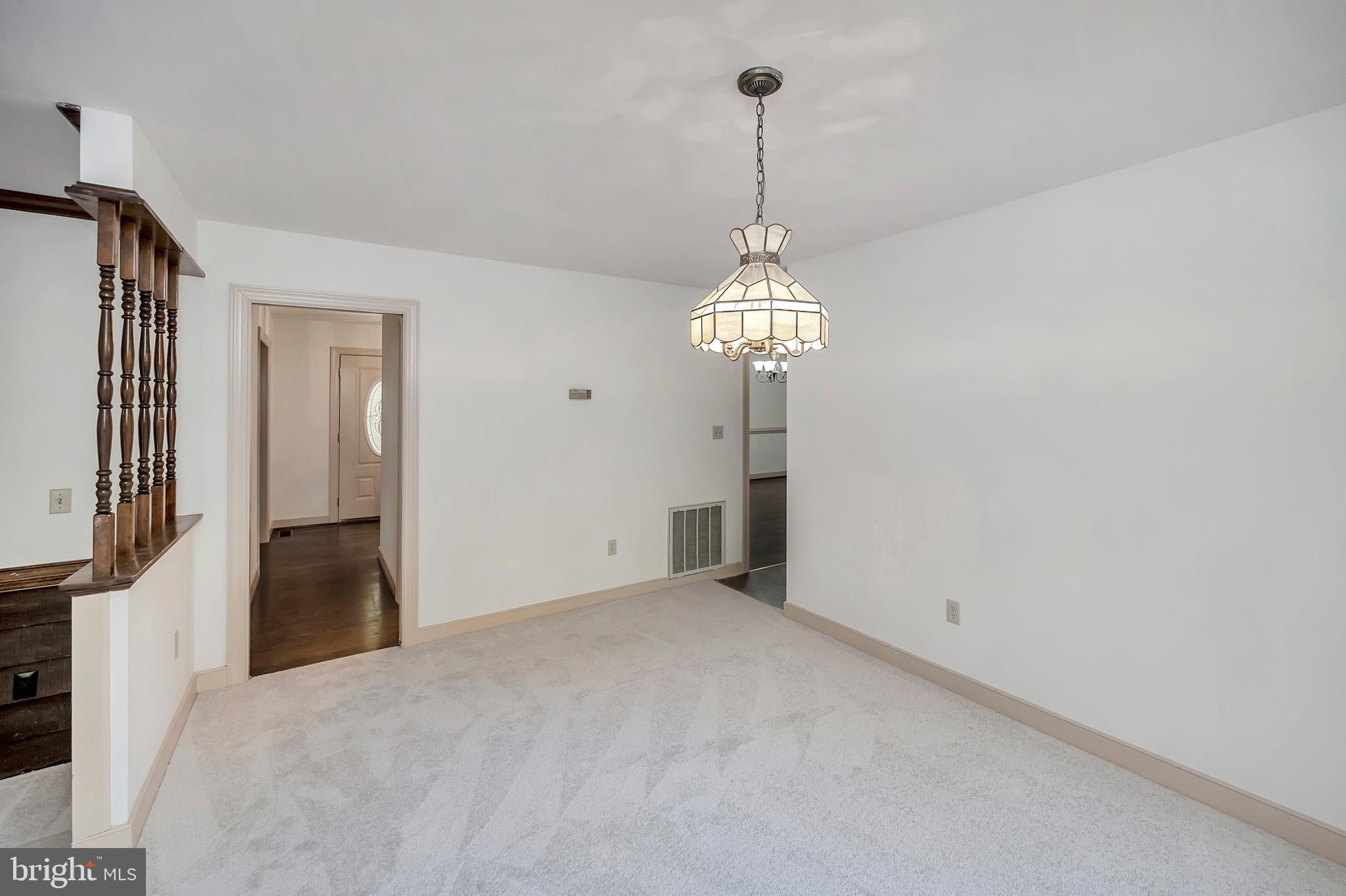 RIVER BLUFFS - Residential