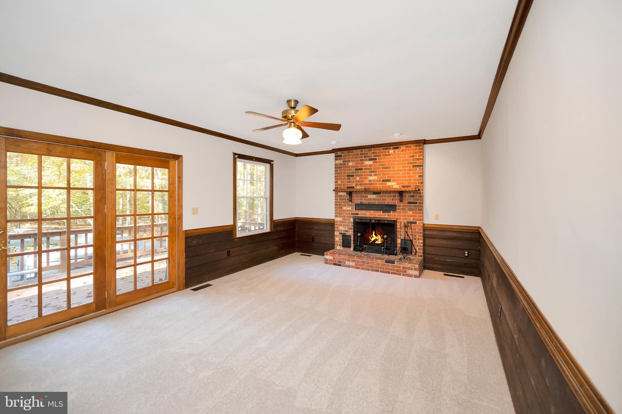 RIVER BLUFFS - Residential