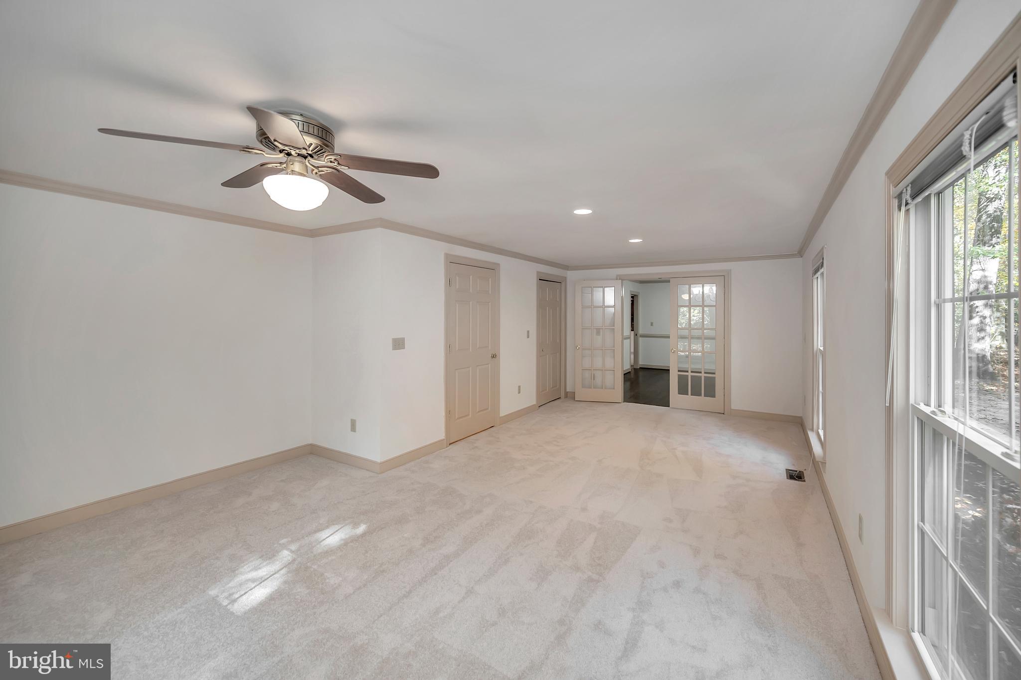 RIVER BLUFFS - Residential