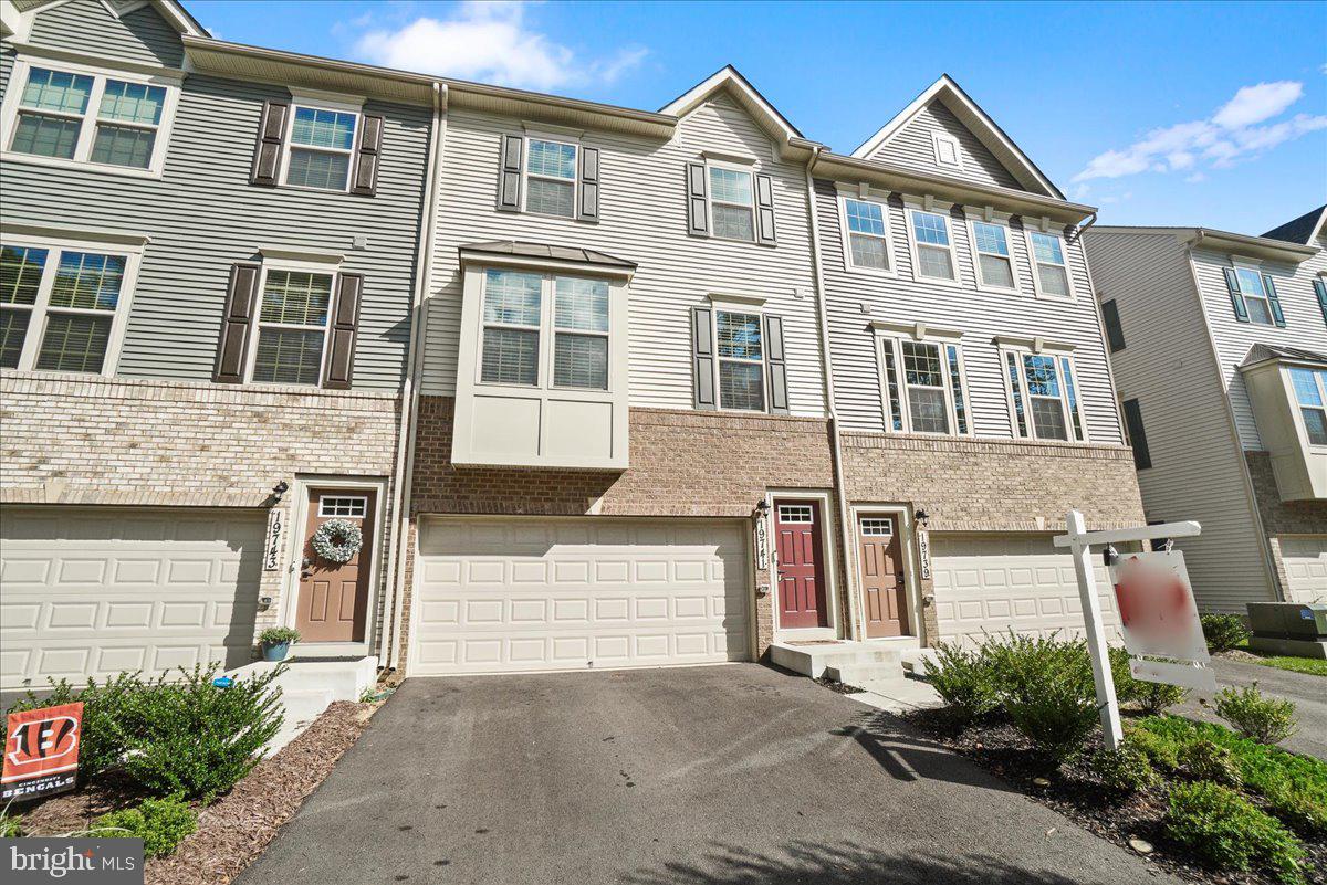 MONTGOMERY VILLAGE - Residential