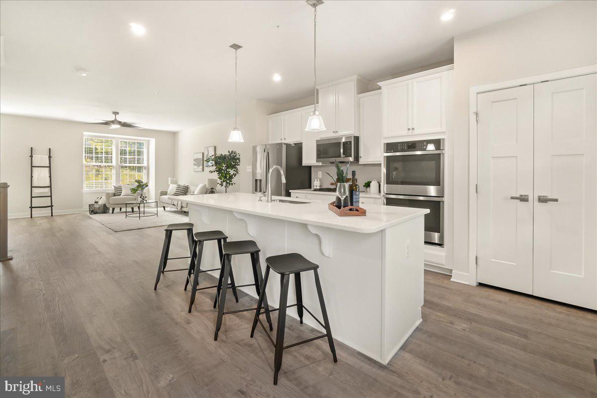 MONTGOMERY VILLAGE - Residential